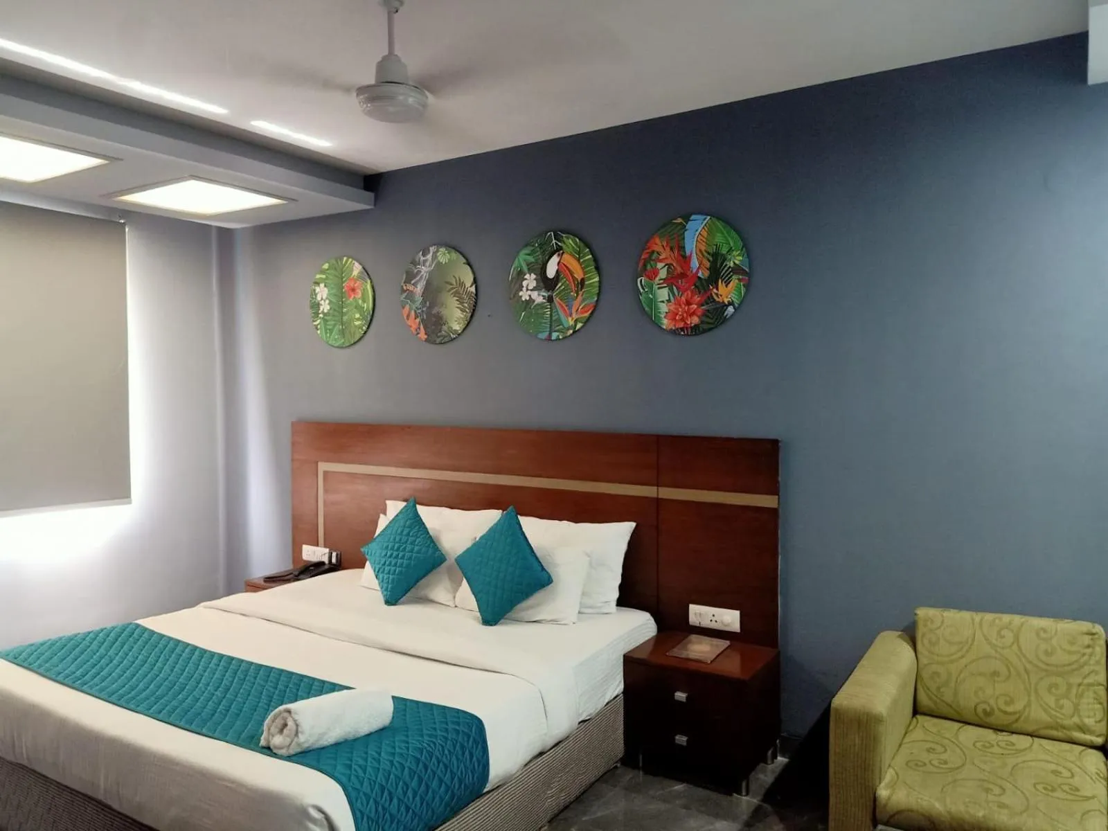 Bedroom, Bed in Asian Suites IFFCO Metro Station Gurugram