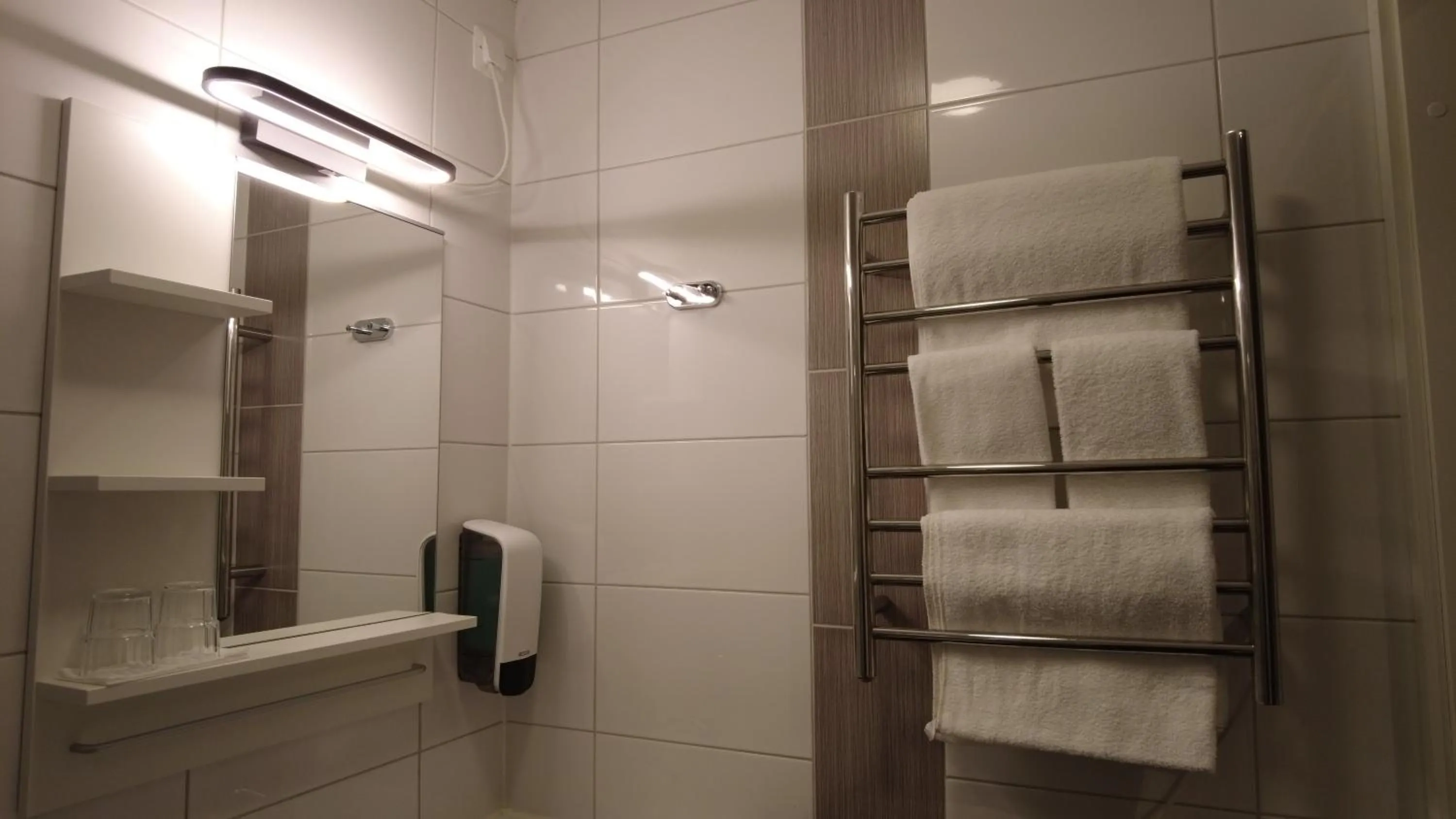 Shower in Lapin Satu