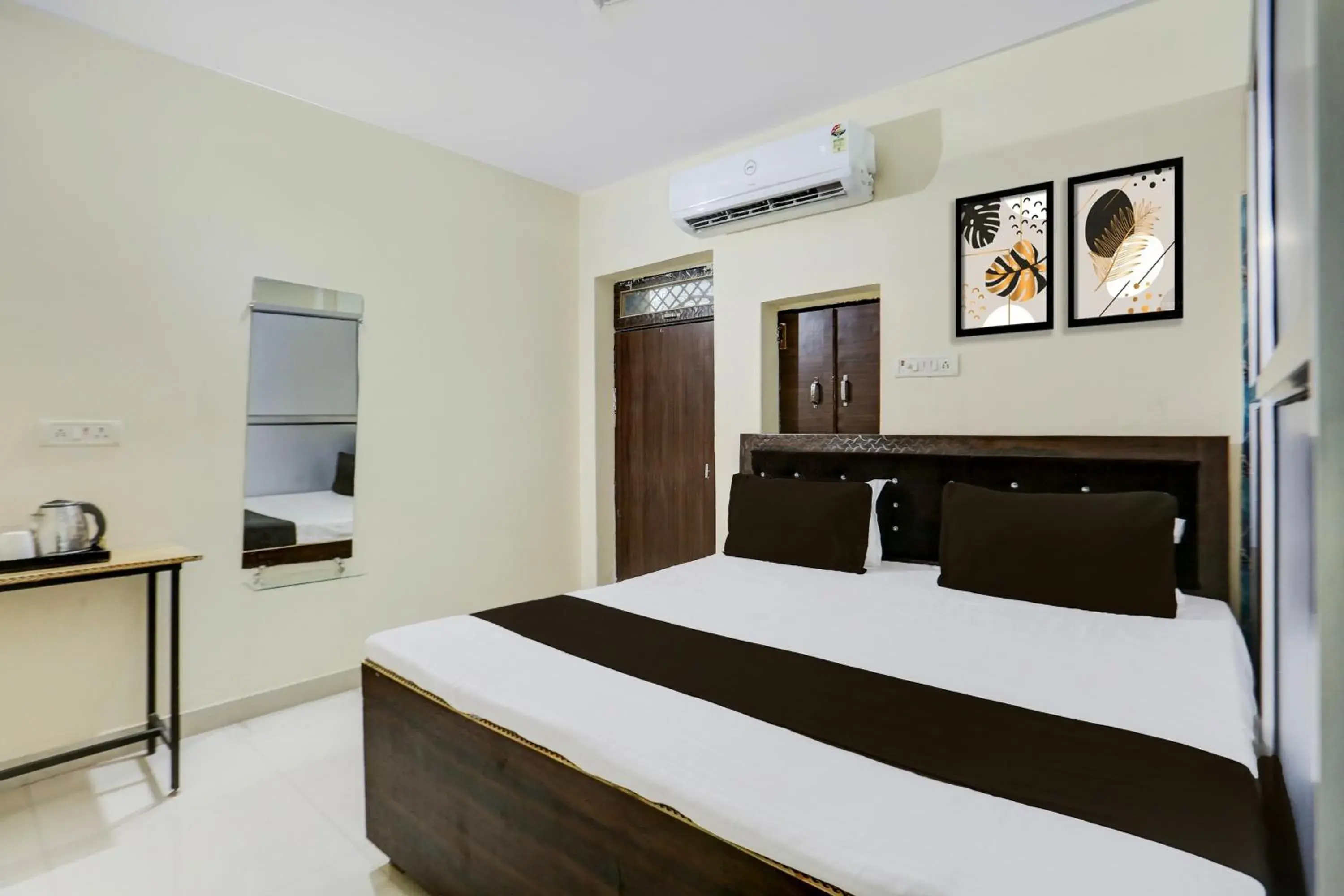 Classic Triple Room - single occupancy in Hotel O SHRI DURGA HOTEL Classic Triple Room - single occupancy in Hotel O SHRI DURGA HOTEL