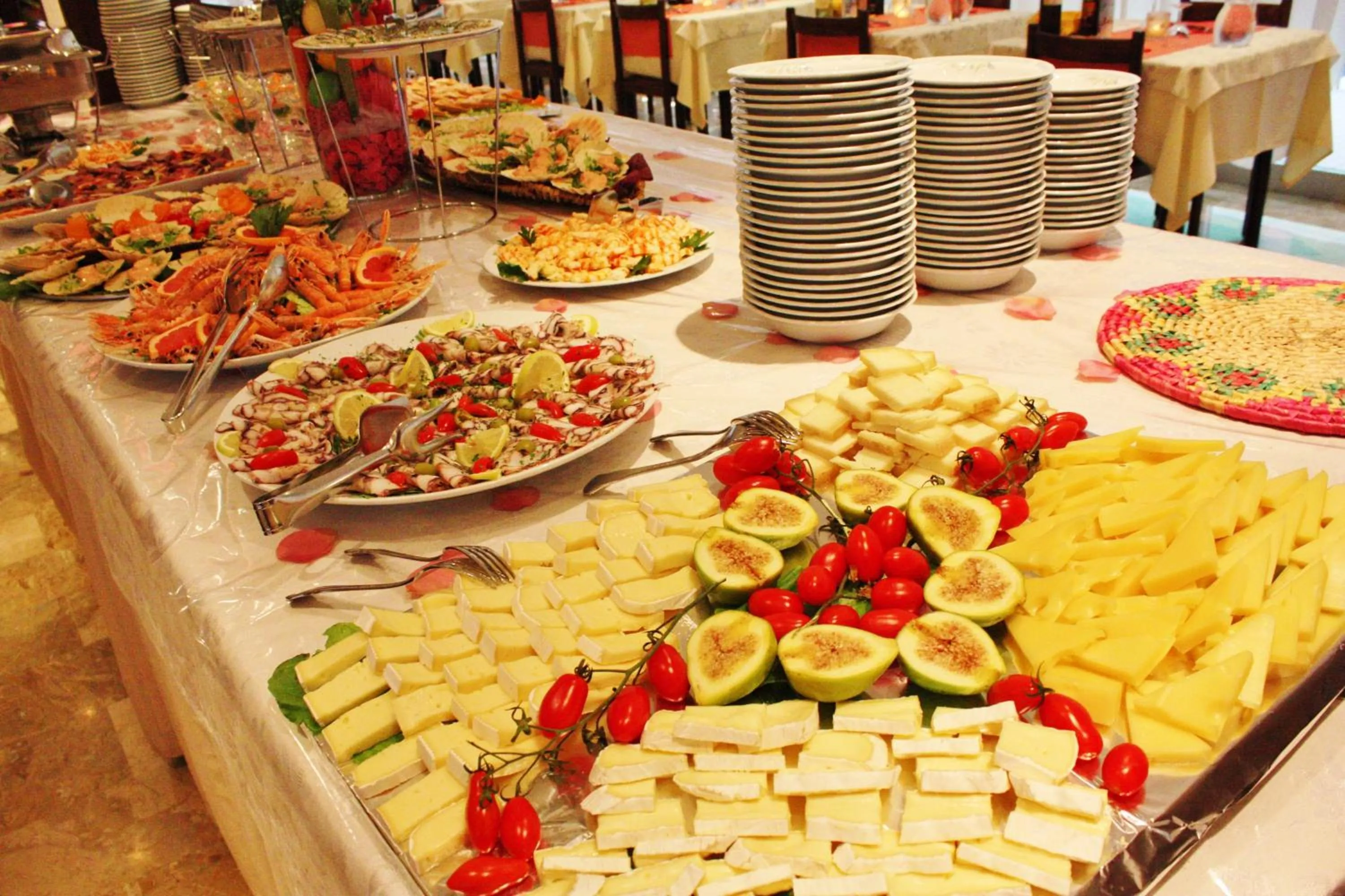 Restaurant/places to eat in Hotel Du Lac