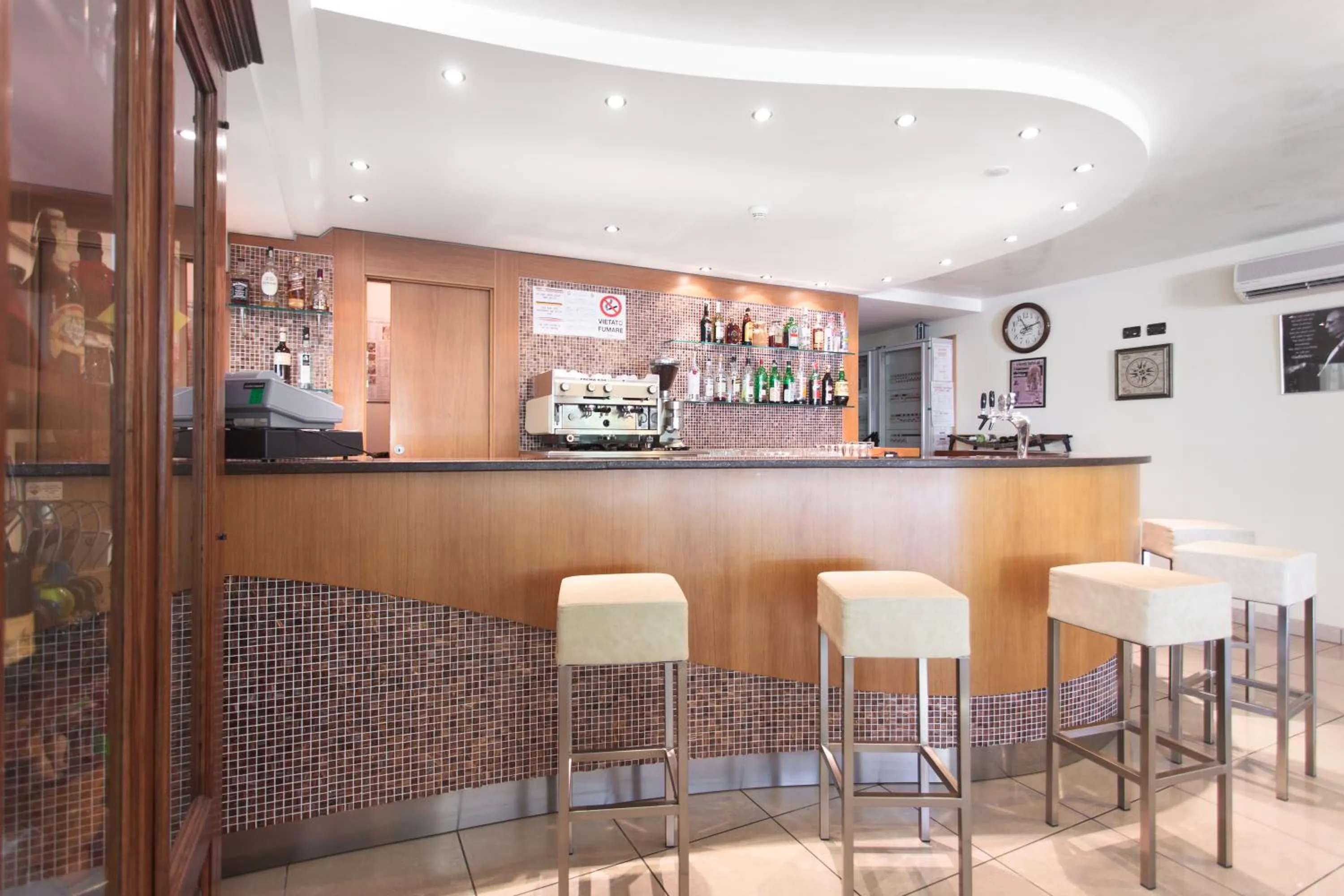 Lounge or bar in Hotel Du Lac