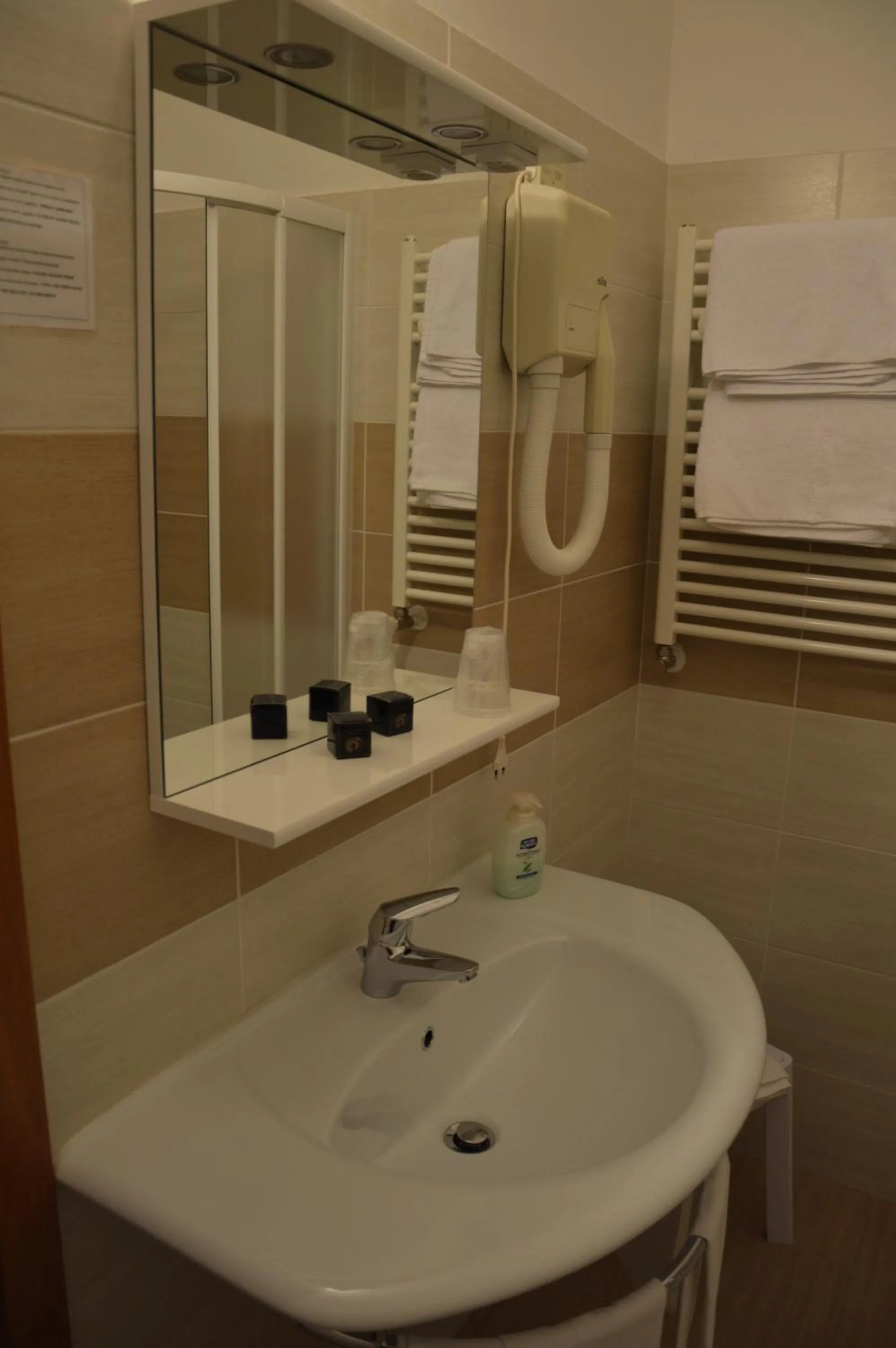 Bathroom in Hotel Blanchetti