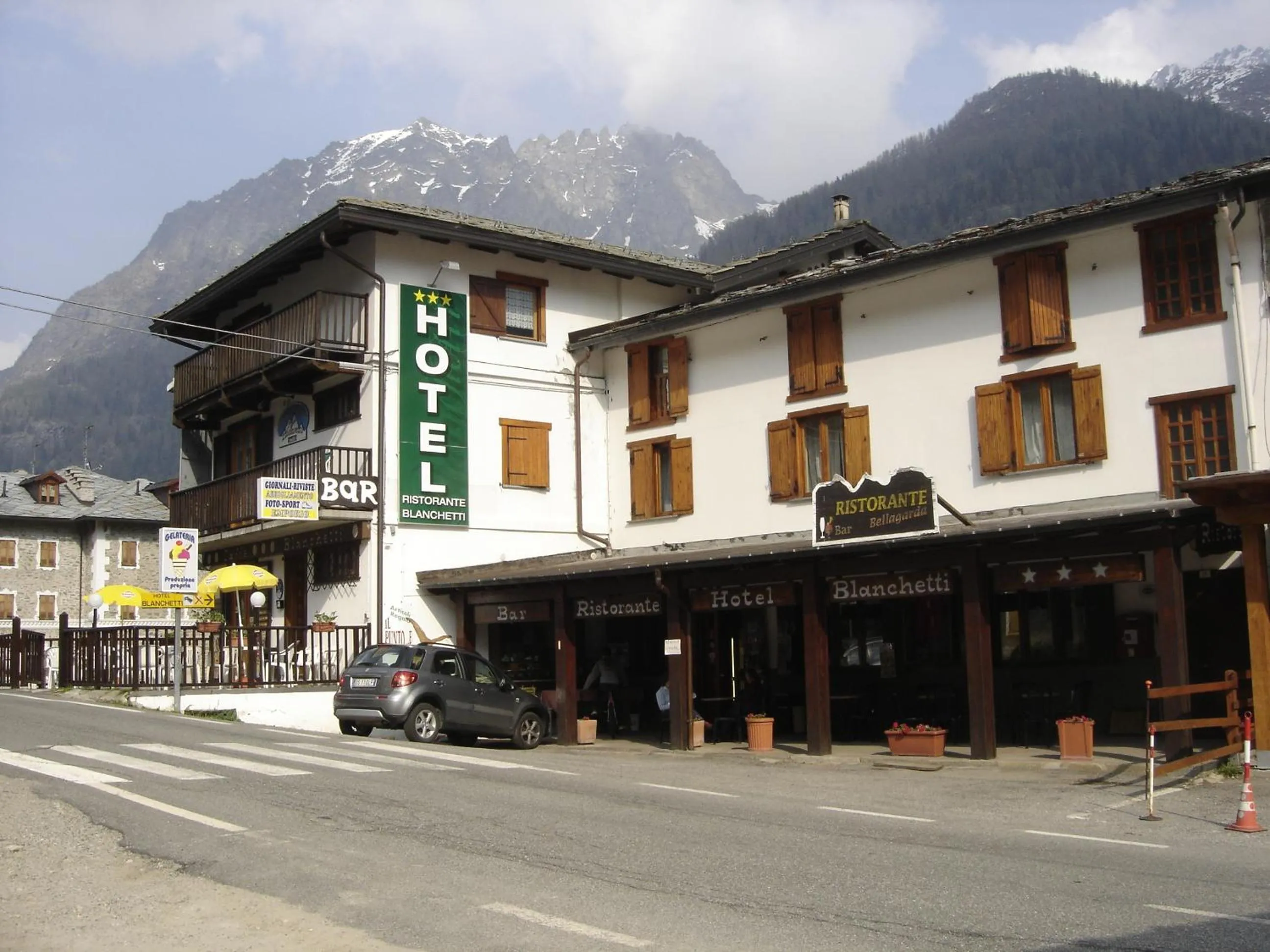 Property building in Hotel Blanchetti