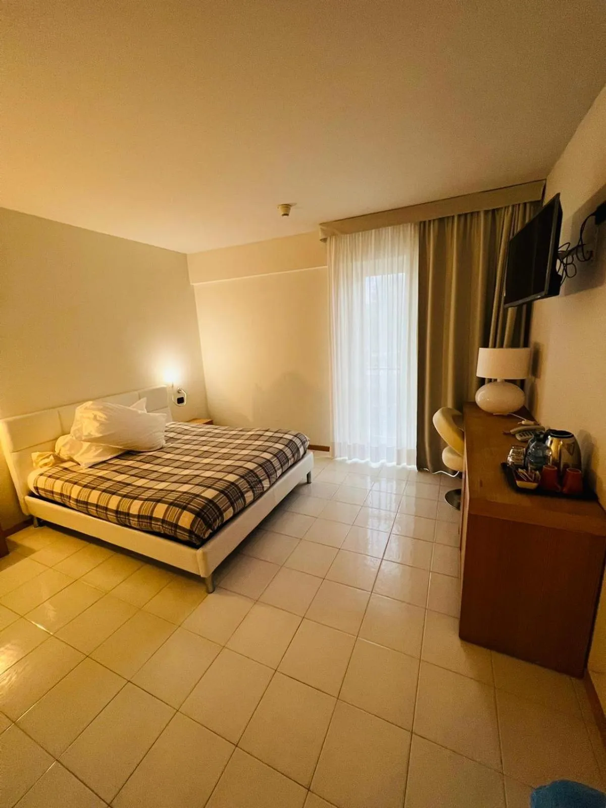 Balcony/Terrace, Bed in hotel garni Santa Caterina