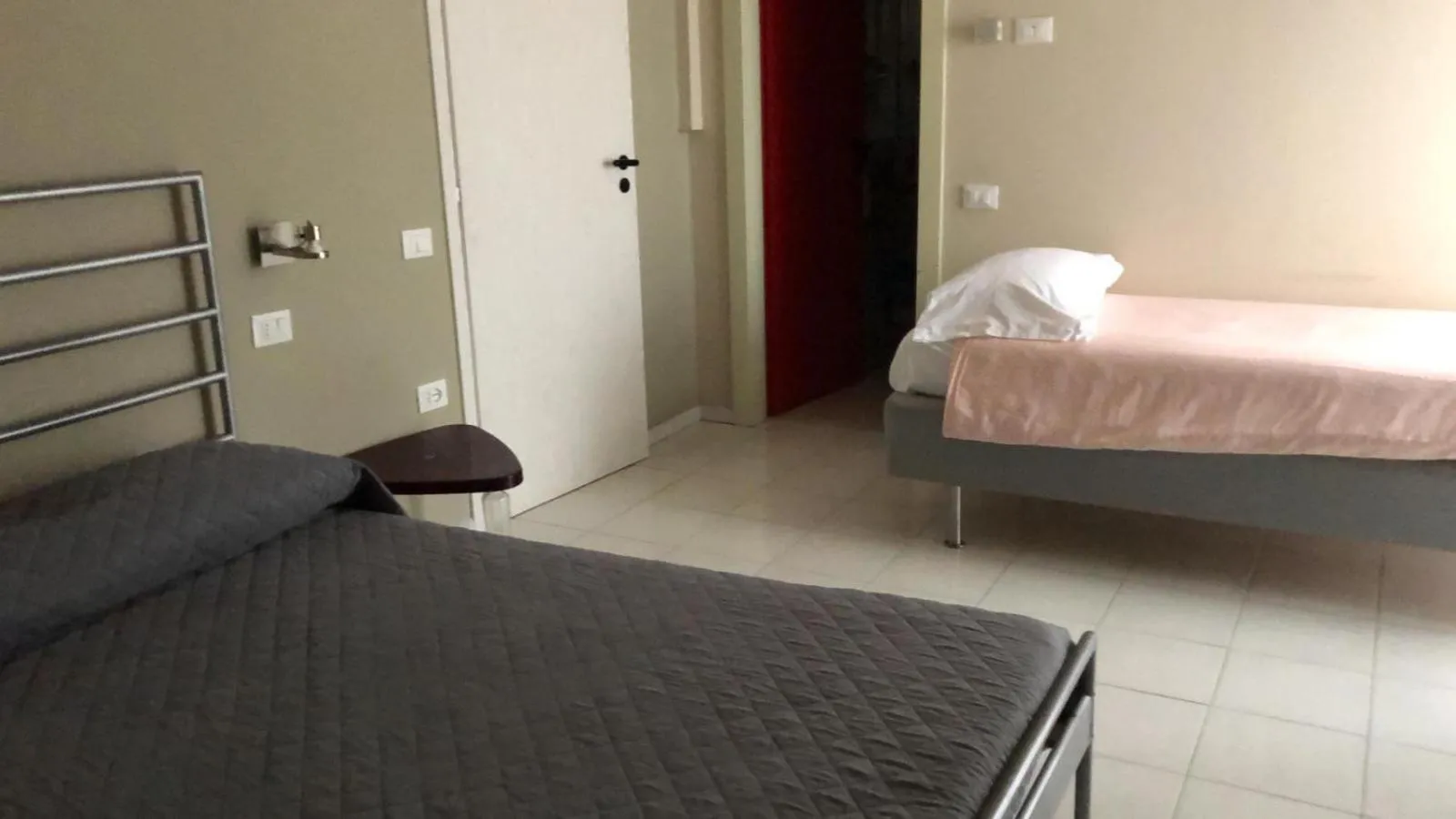 Bedroom, Bed in hotel garni Santa Caterina