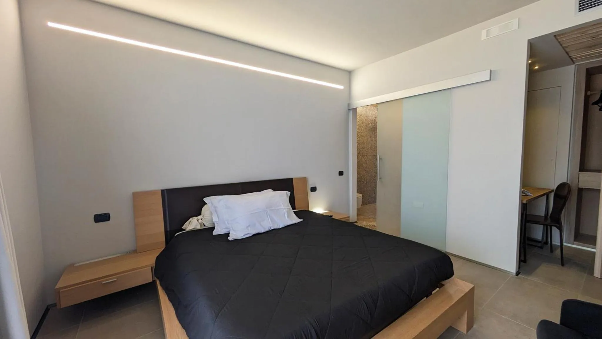 Bedroom, Bed in hotel garni Santa Caterina