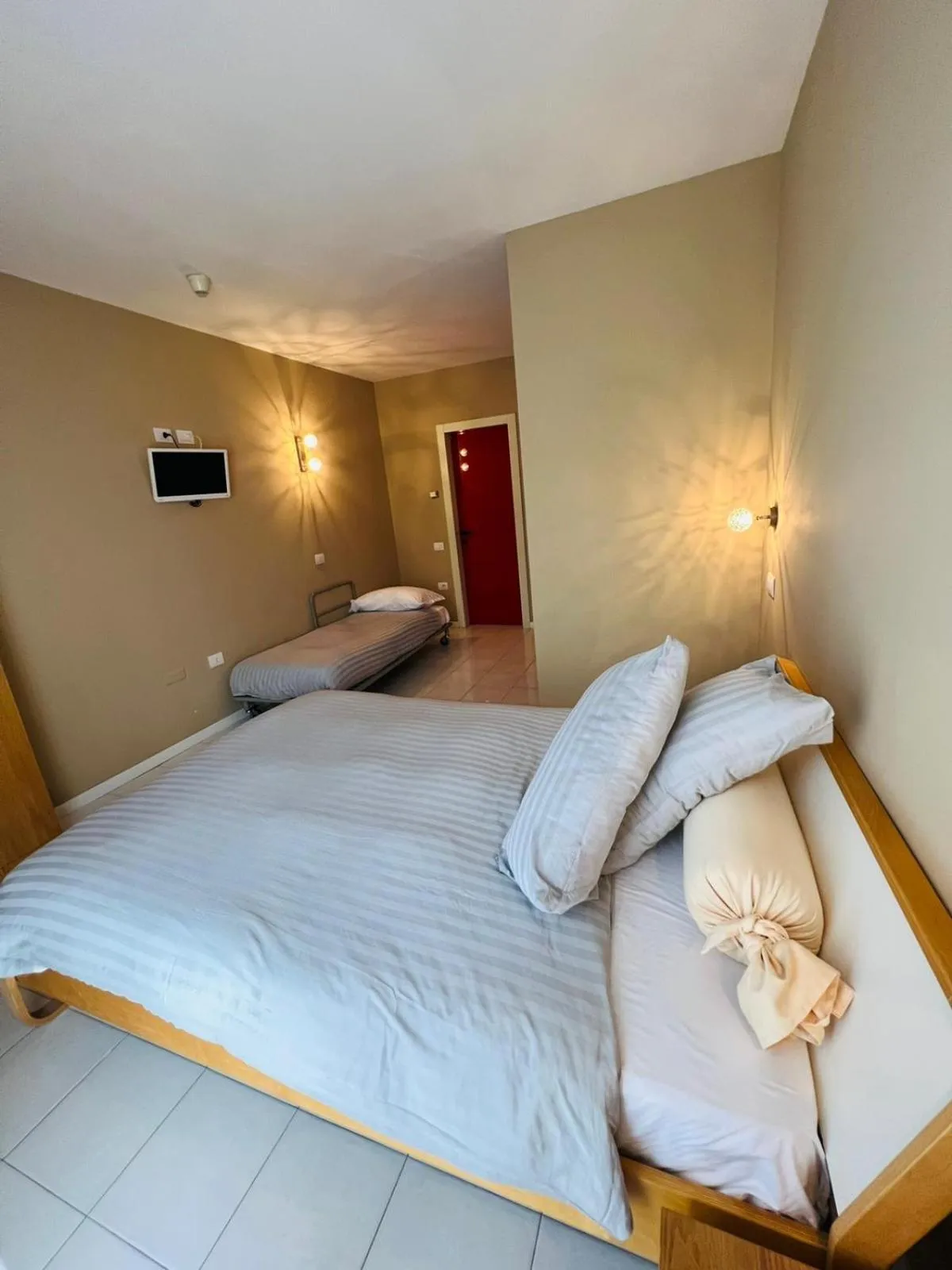 Bedroom, Bed in hotel garni Santa Caterina