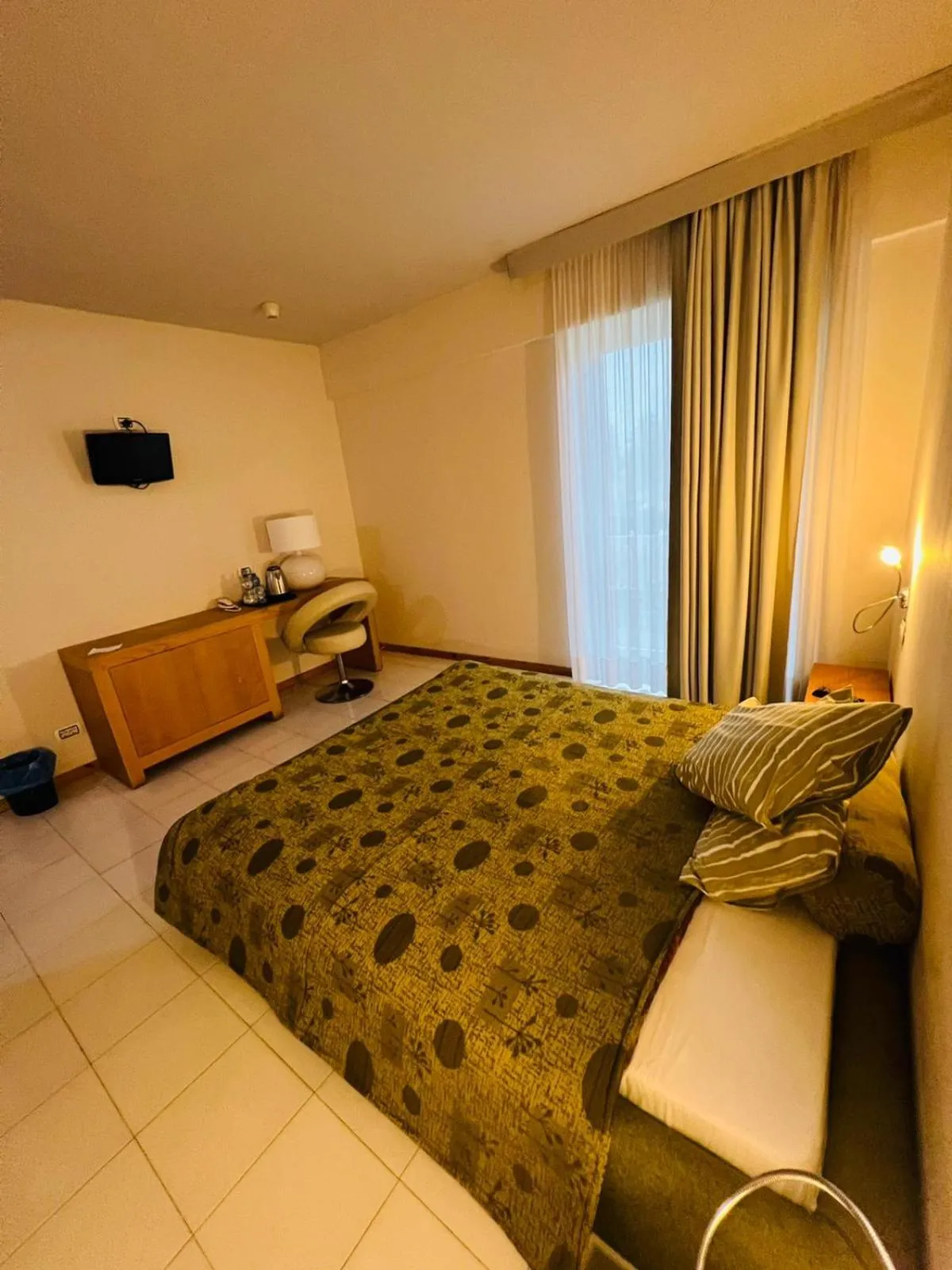 Balcony/Terrace, Bed in hotel garni Santa Caterina