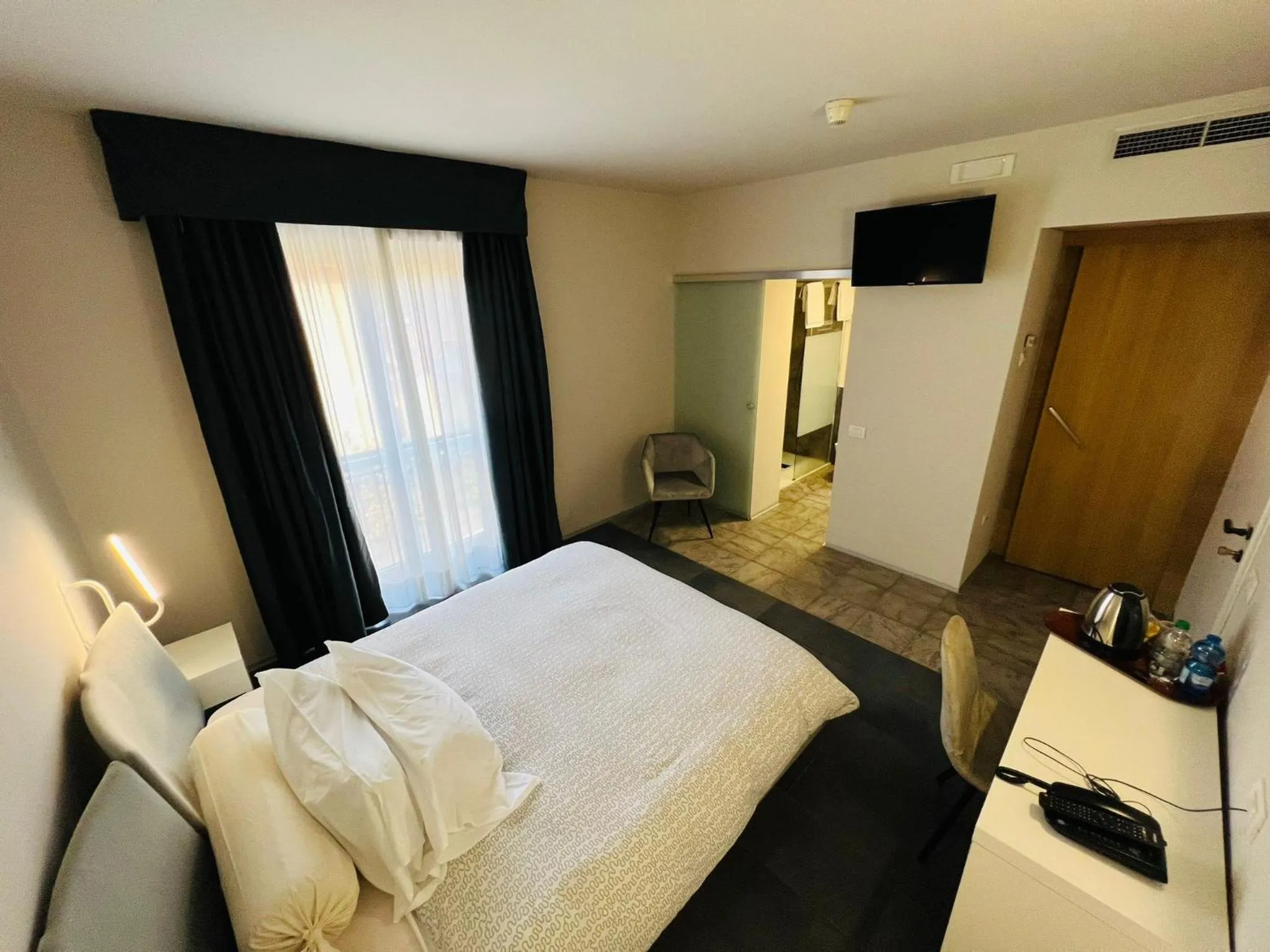 Bedroom, Bed in hotel garni Santa Caterina