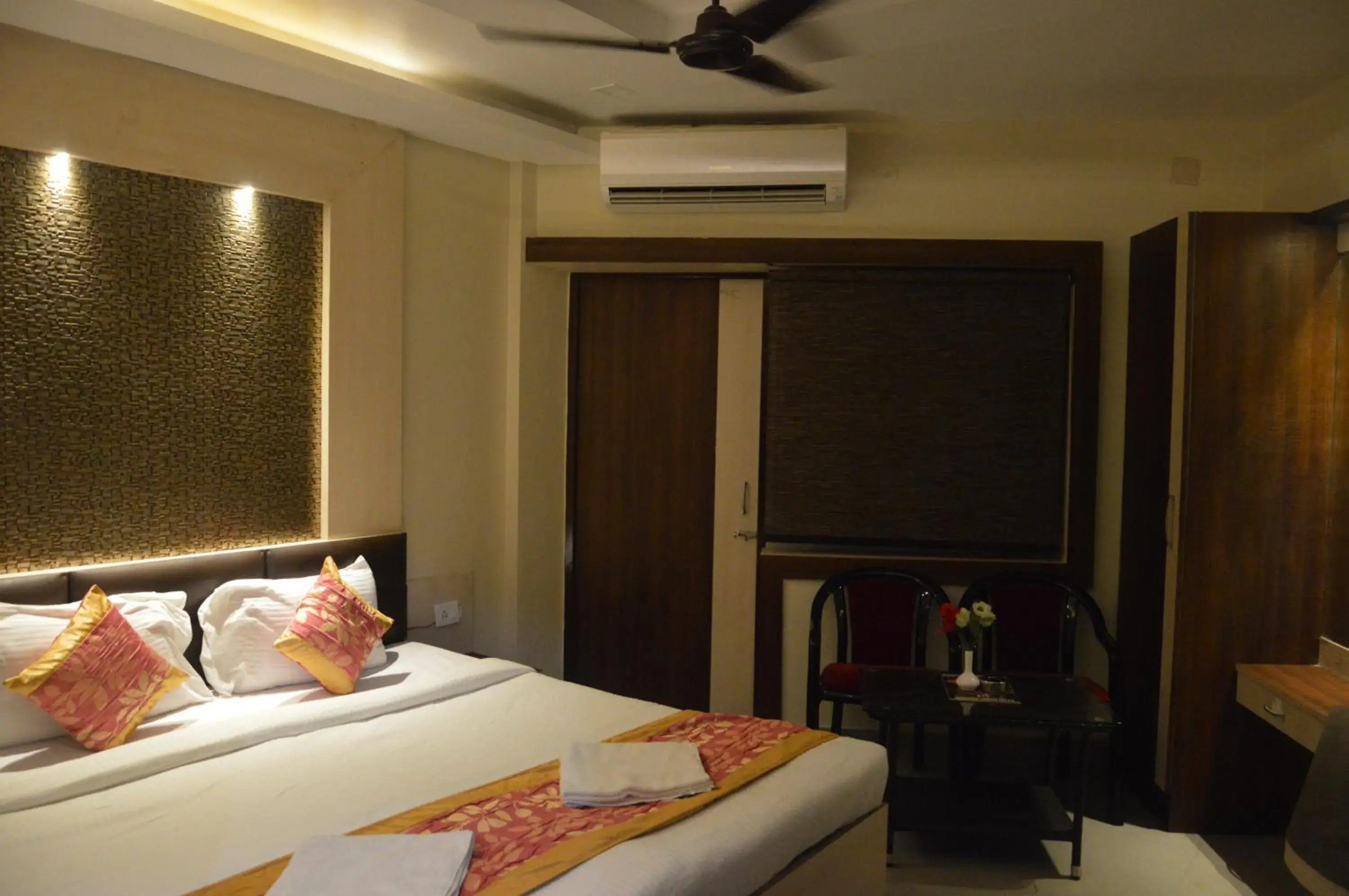 Bedroom, Bed in JEEVAN SANDHYA Bedroom, Bed in JEEVAN SANDHYA