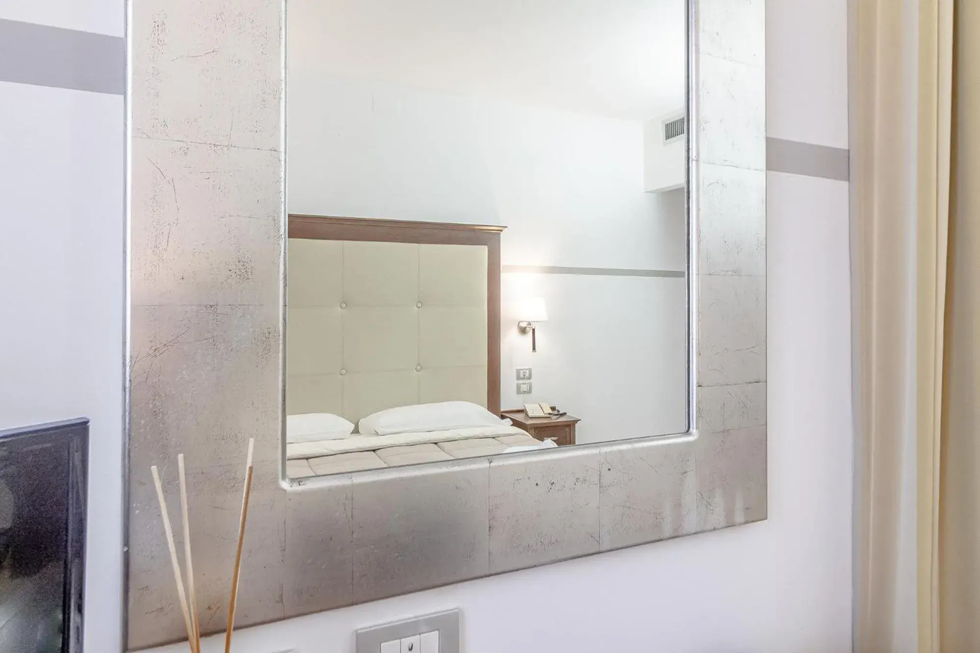 Double Room - single occupancy in Hotel Vittorio Emanuele Double Room - single occupancy in Hotel Vittorio Emanuele