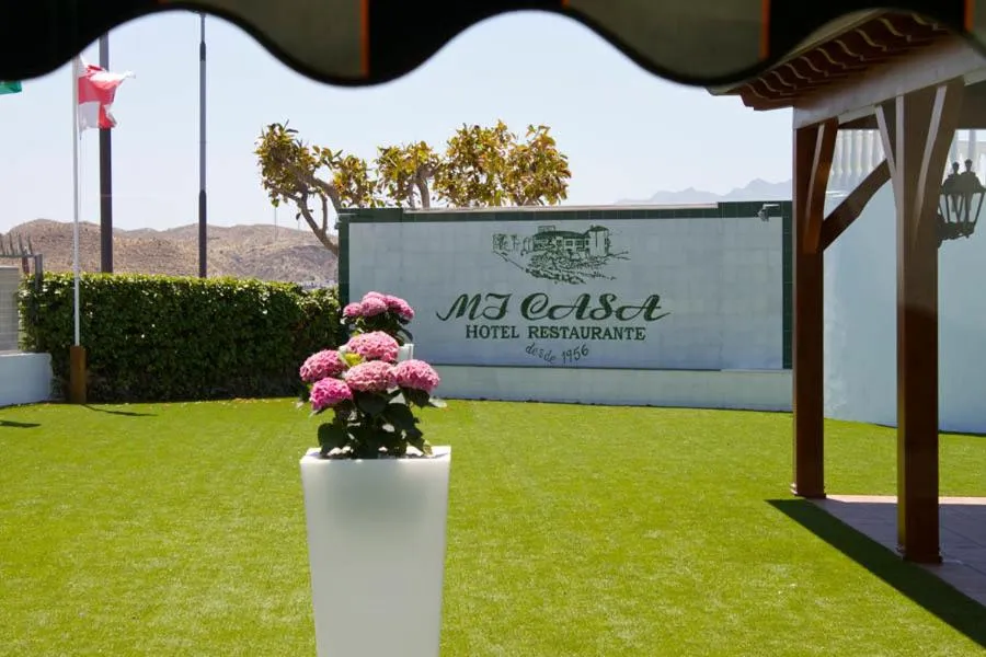 Garden in Hotel Mi Casa