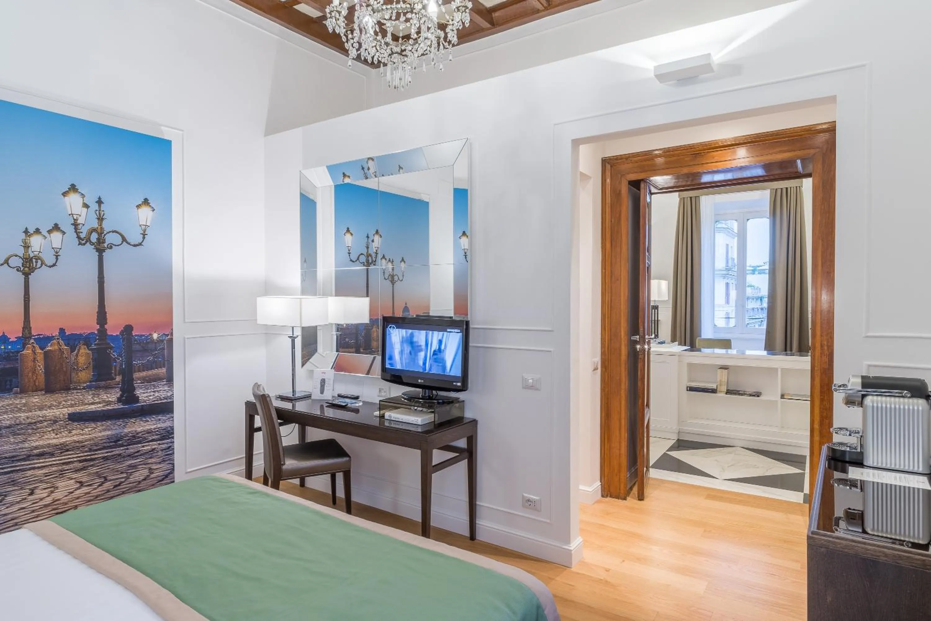 Bedroom, Bed in Internazionale Domus