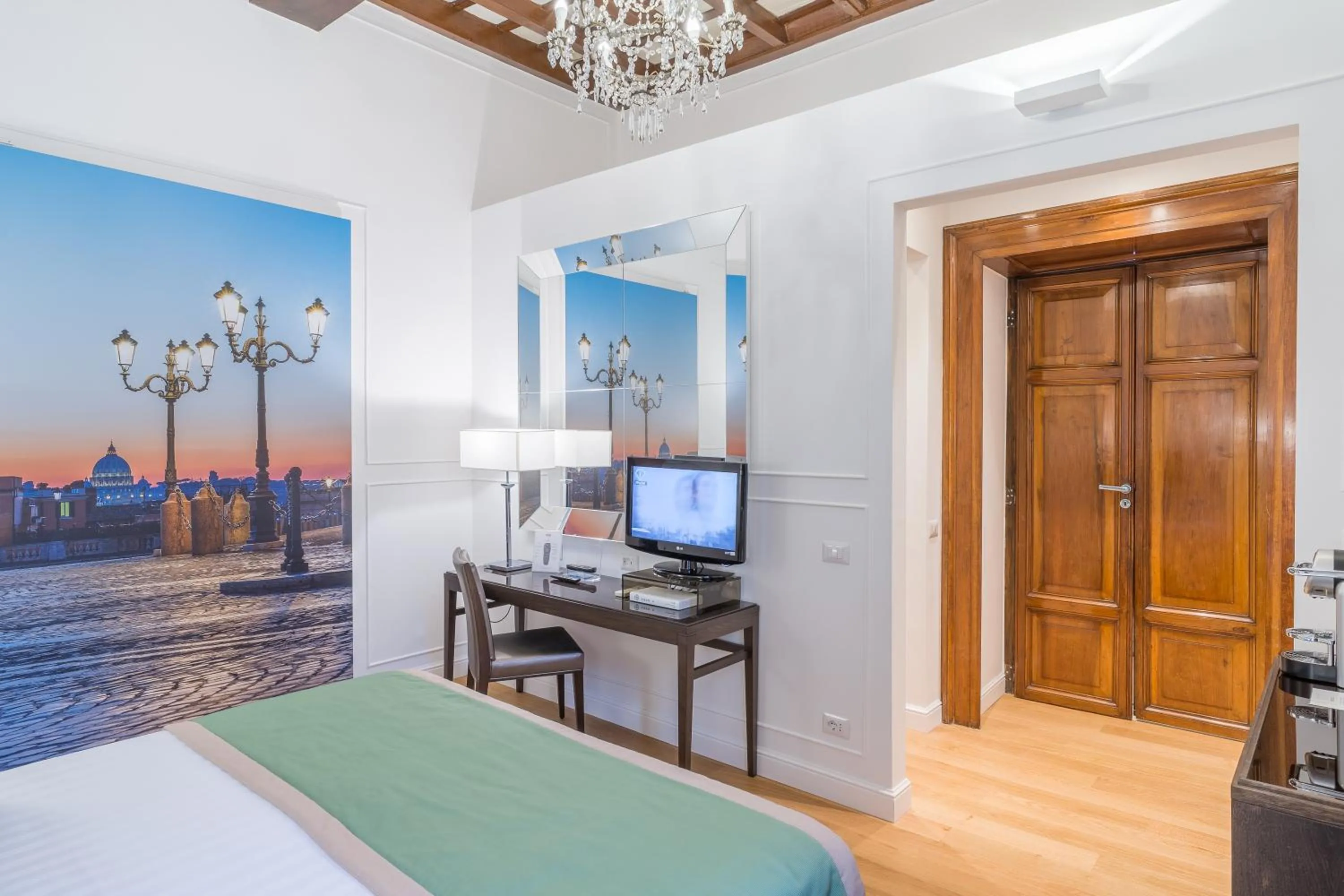 Bedroom, Bed in Internazionale Domus