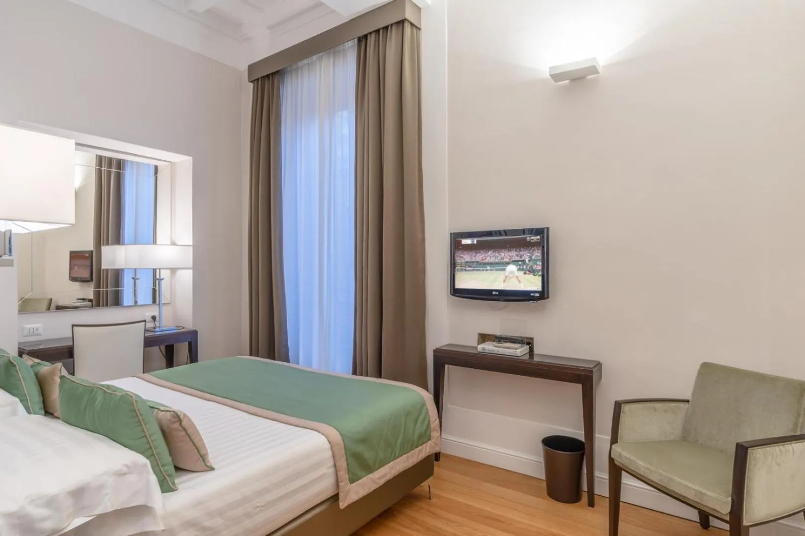 TV and multimedia, Bed in Internazionale Domus