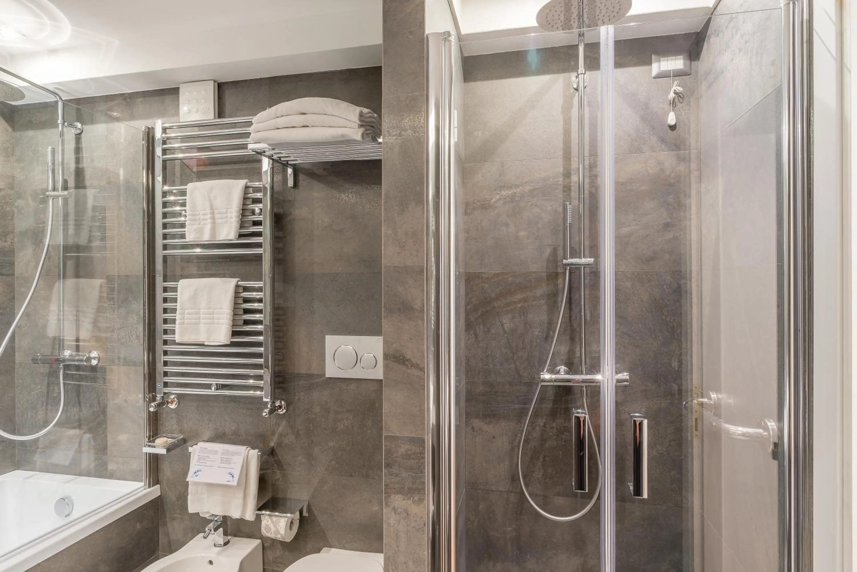 Bathroom in Internazionale Domus