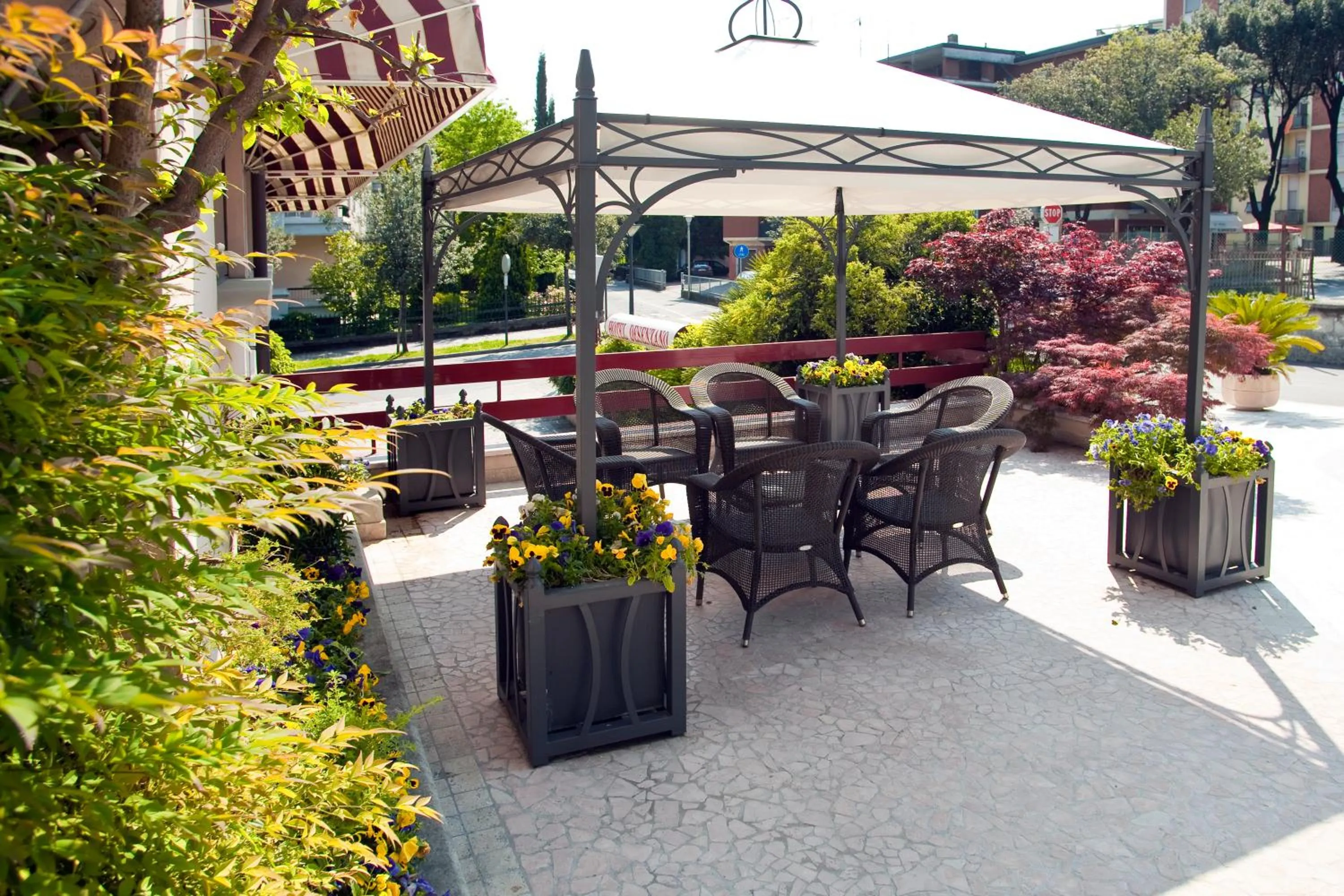 Balcony/Terrace in Hotel Desenzano