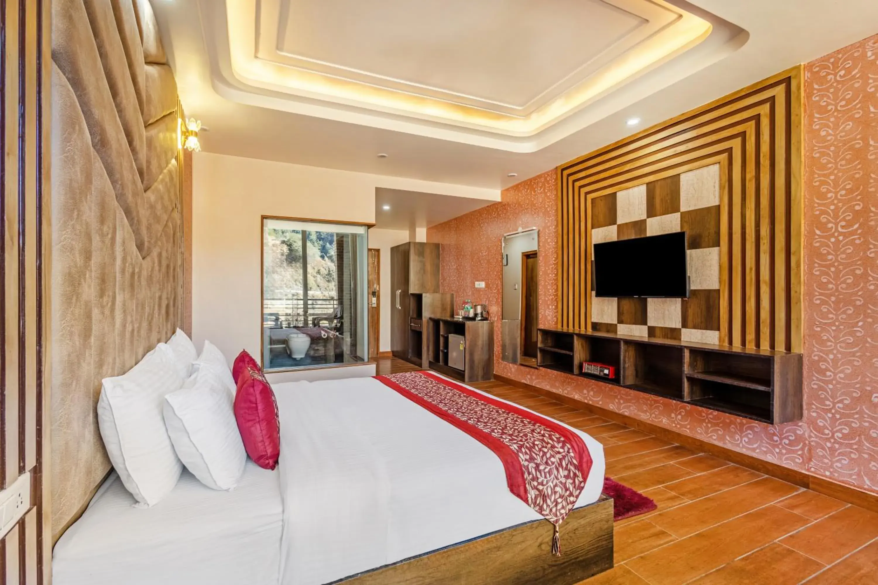 Bedroom, Bed in Sterling Shivalik Chail Bedroom, Bed in Sterling Shivalik Chail