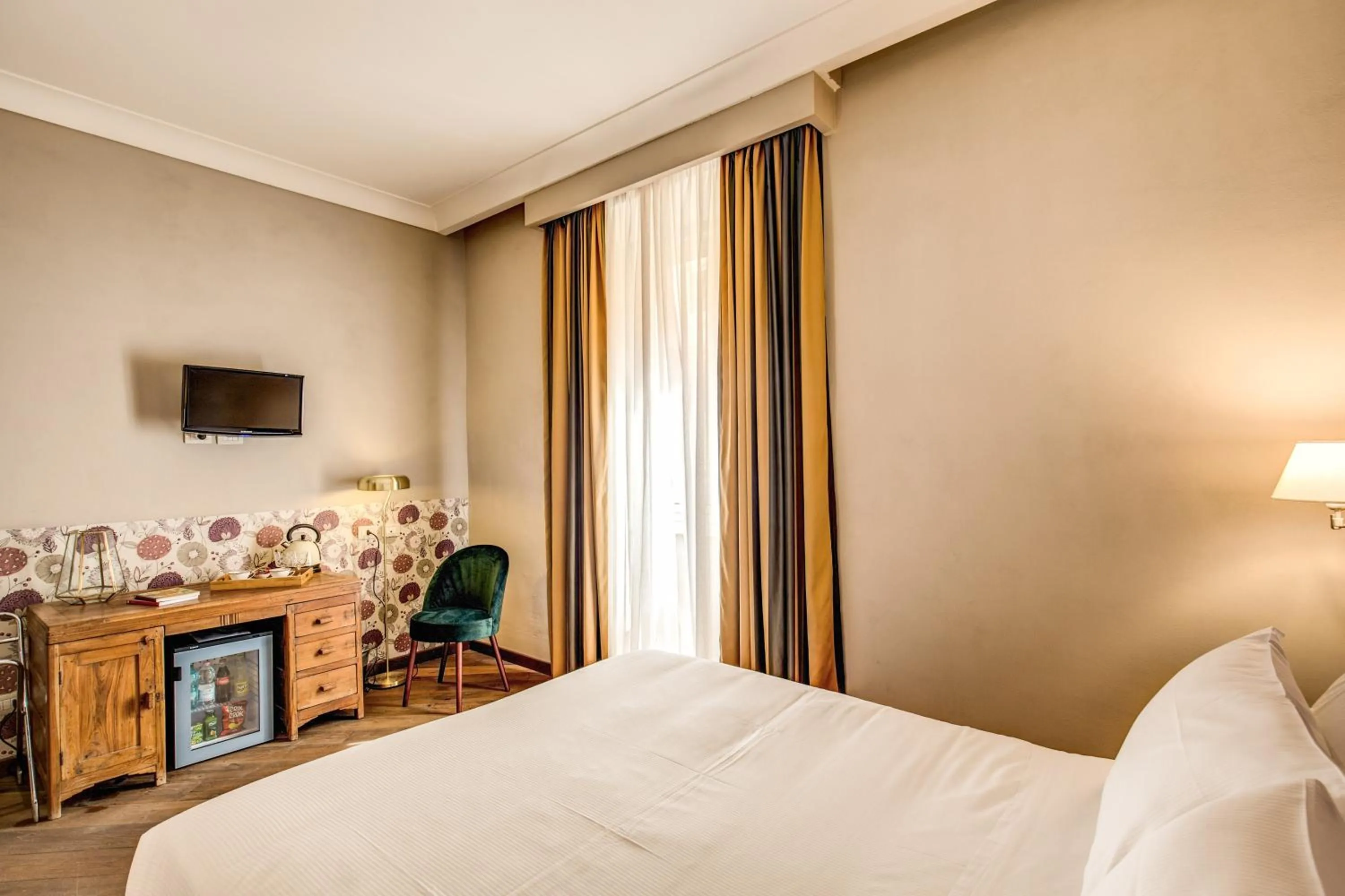 TV and multimedia, Bed in Boutique Hotel Galatea