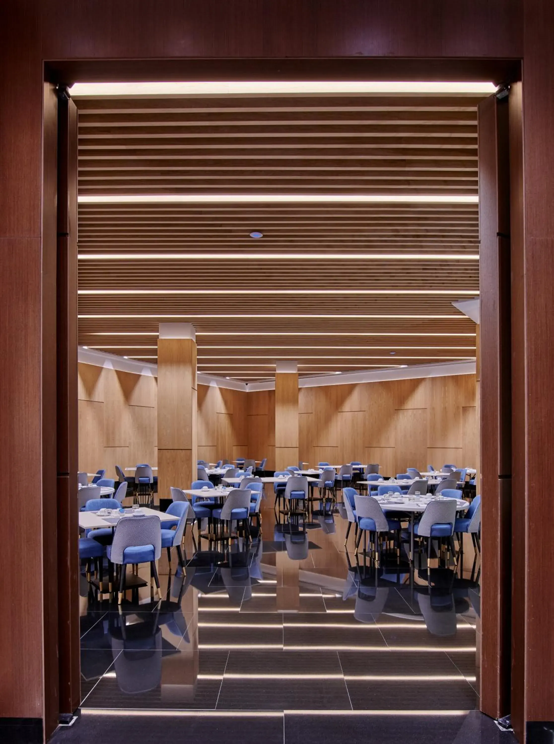 Restaurant/places to eat in Hotel MyPalace León Restaurant/places to eat in Hotel MyPalace León