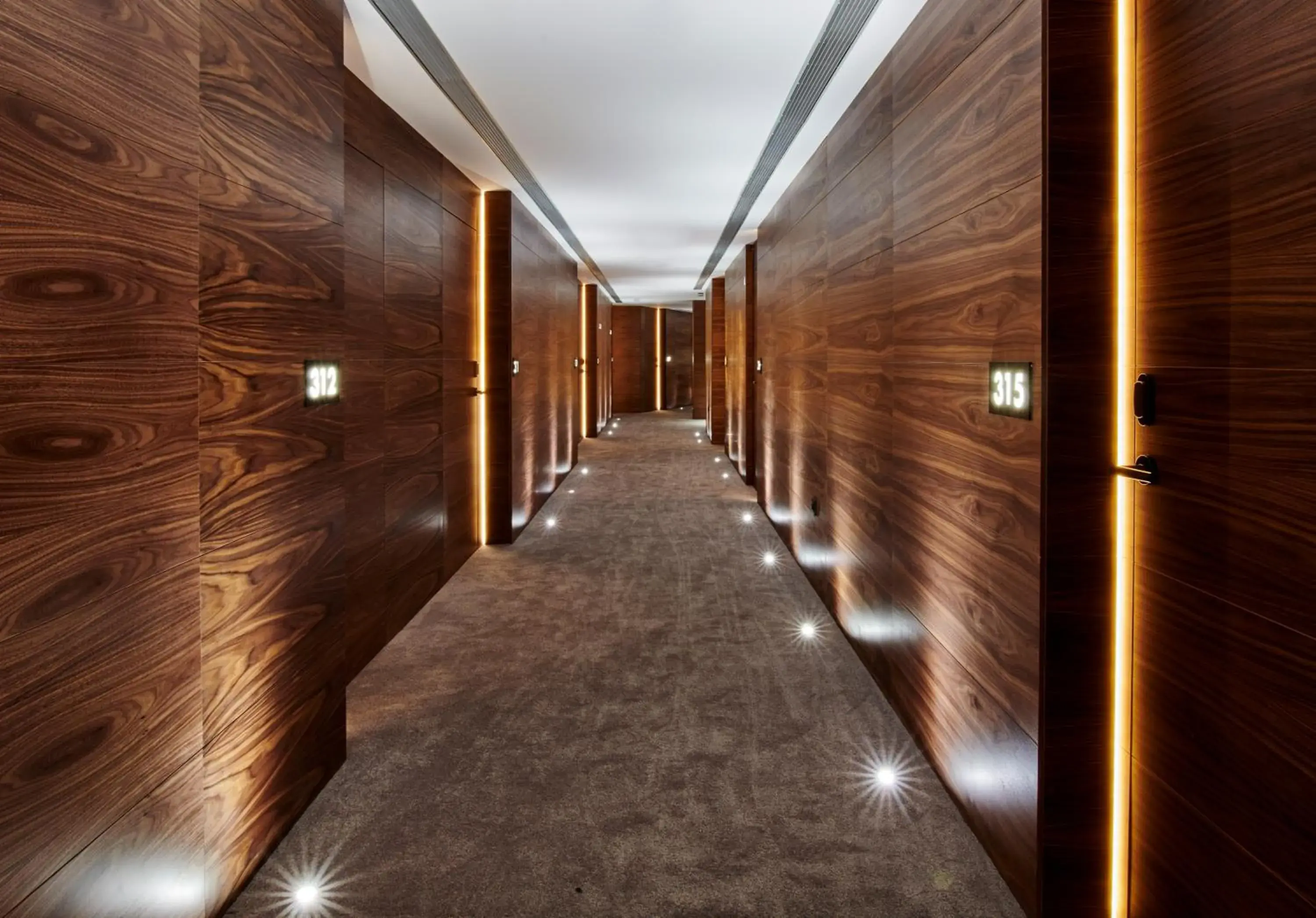 Property building in Hotel MyPalace León Property building in Hotel MyPalace León