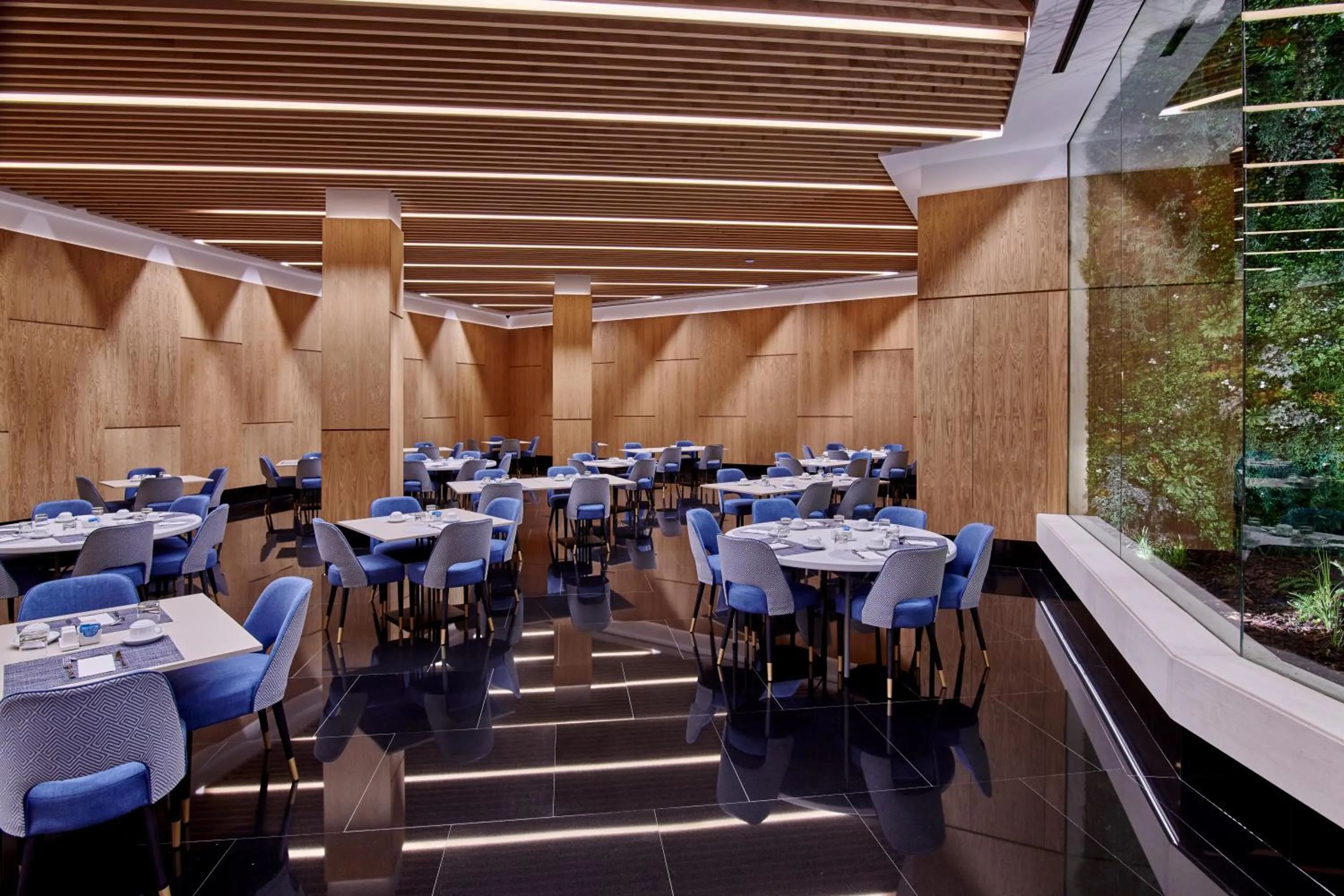 Restaurant/places to eat in Hotel MyPalace León