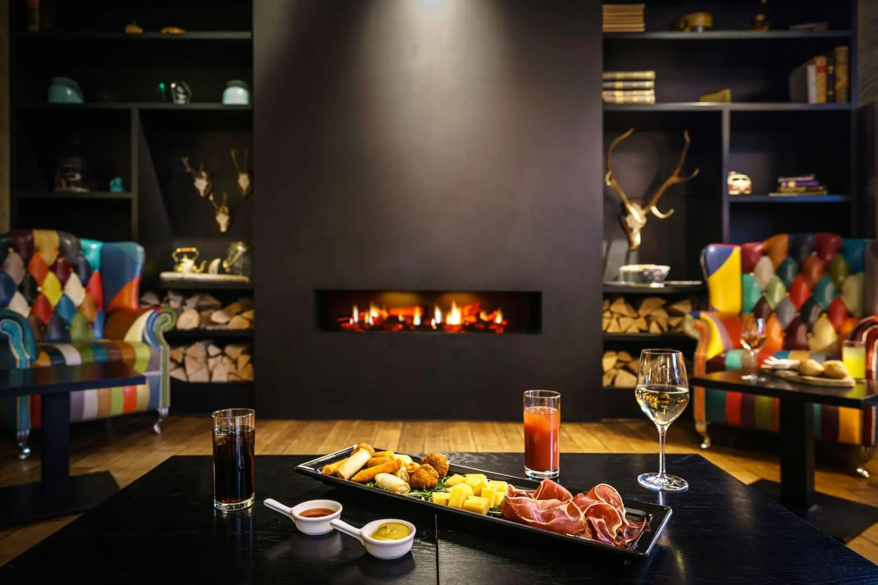 Restaurant/places to eat in DoubleTree by Hilton Amsterdam - NDSM Wharf Restaurant/places to eat in DoubleTree by Hilton Amsterdam - NDSM Wharf