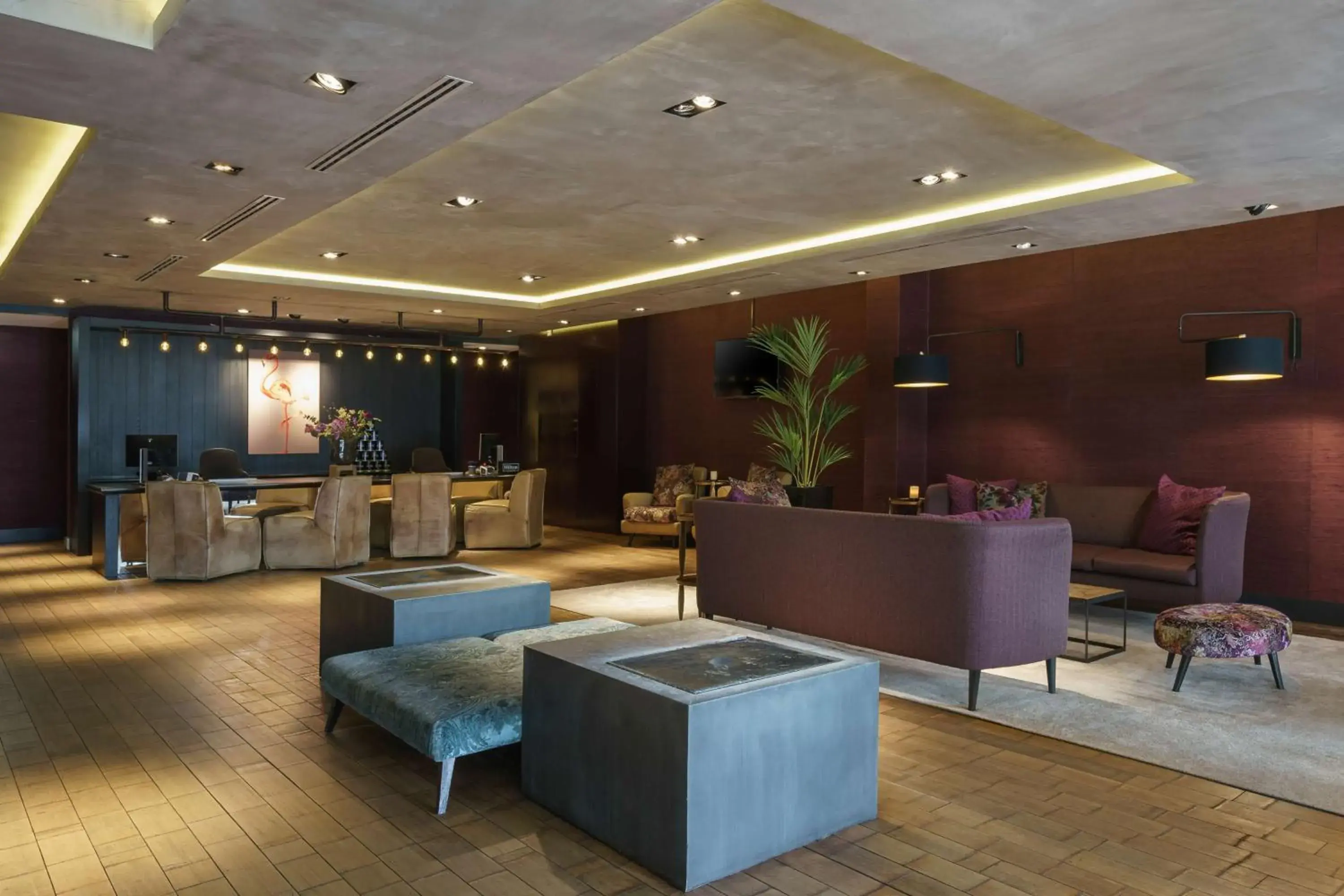 Lobby or reception in DoubleTree by Hilton Amsterdam - NDSM Wharf Lobby or reception in DoubleTree by Hilton Amsterdam - NDSM Wharf