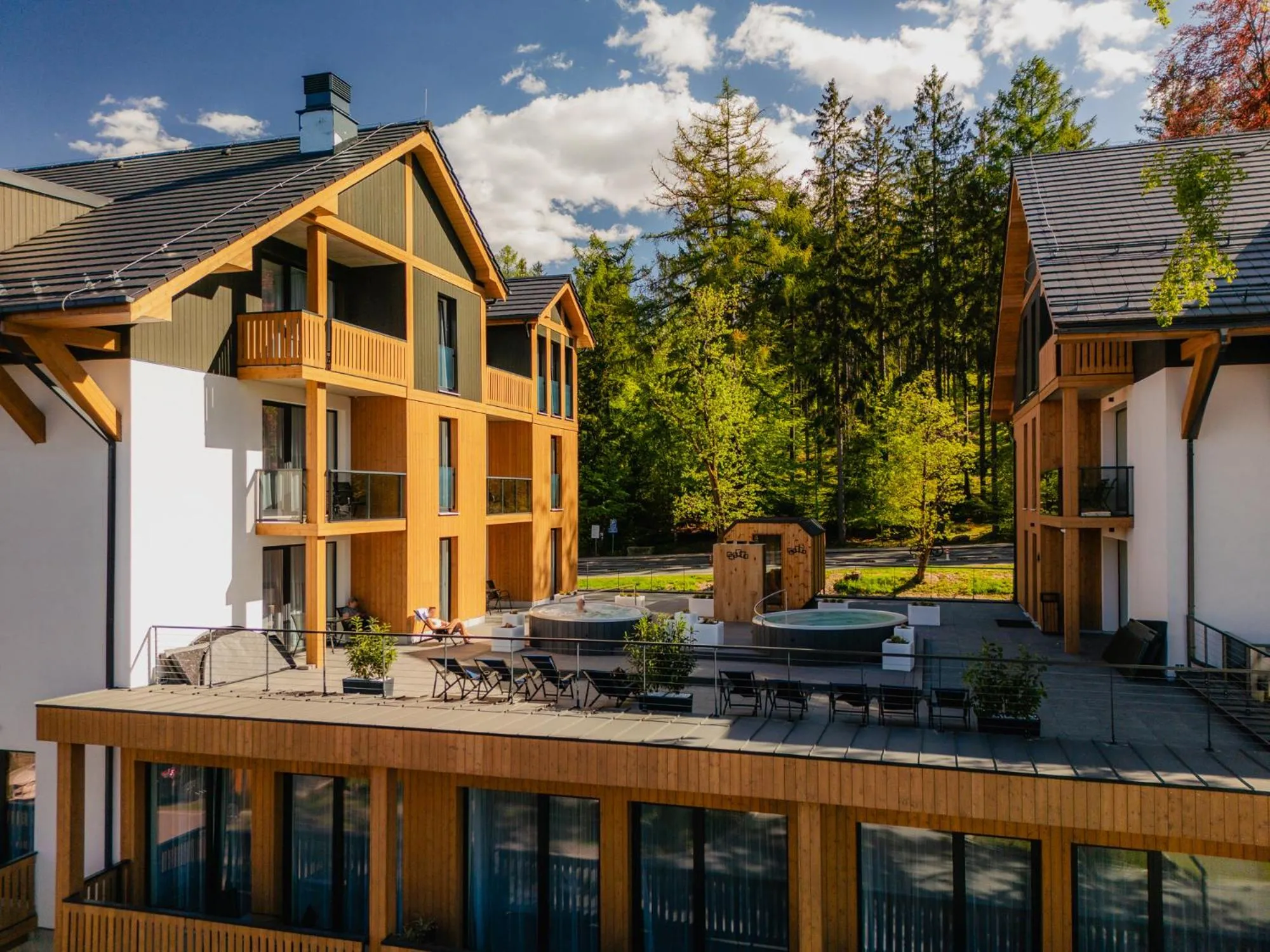 Property building in Rezydencja AQUA by GRANO