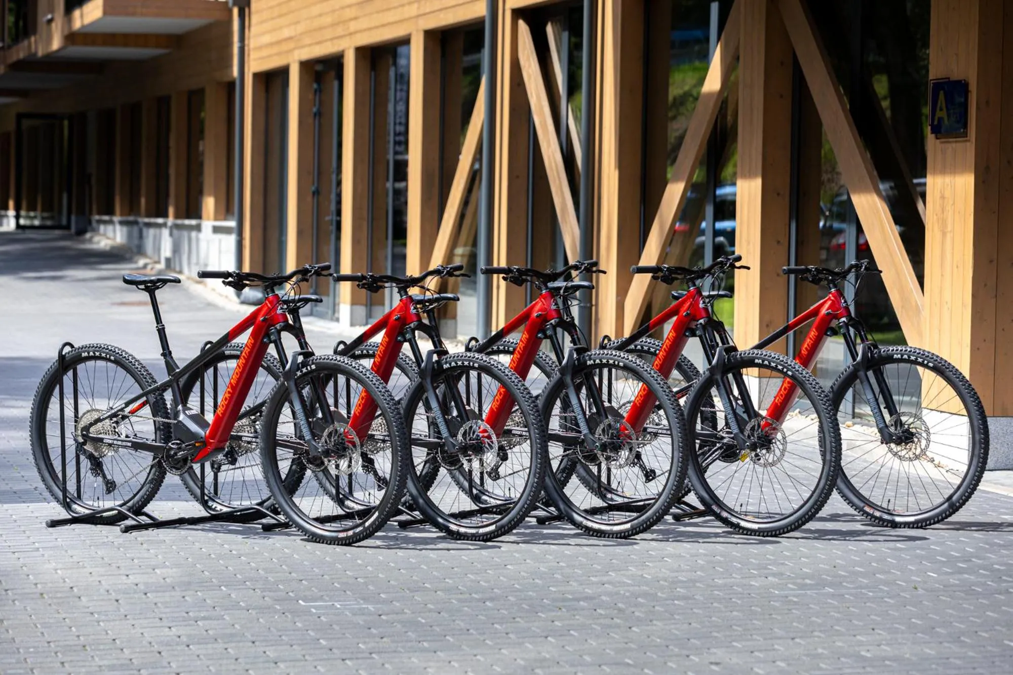 Cycling in Rezydencja AQUA by GRANO
