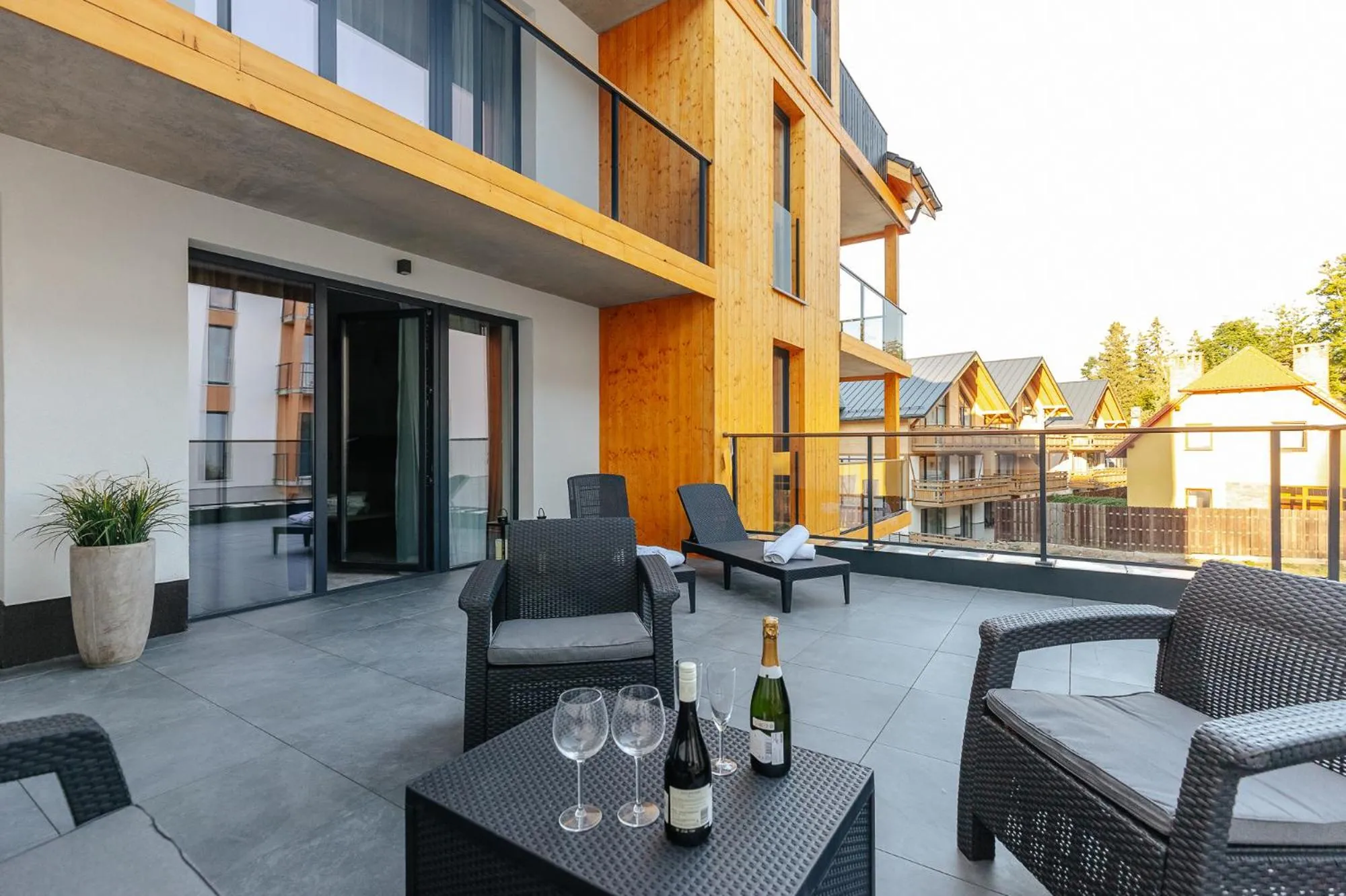 Property building in Rezydencja AQUA by GRANO