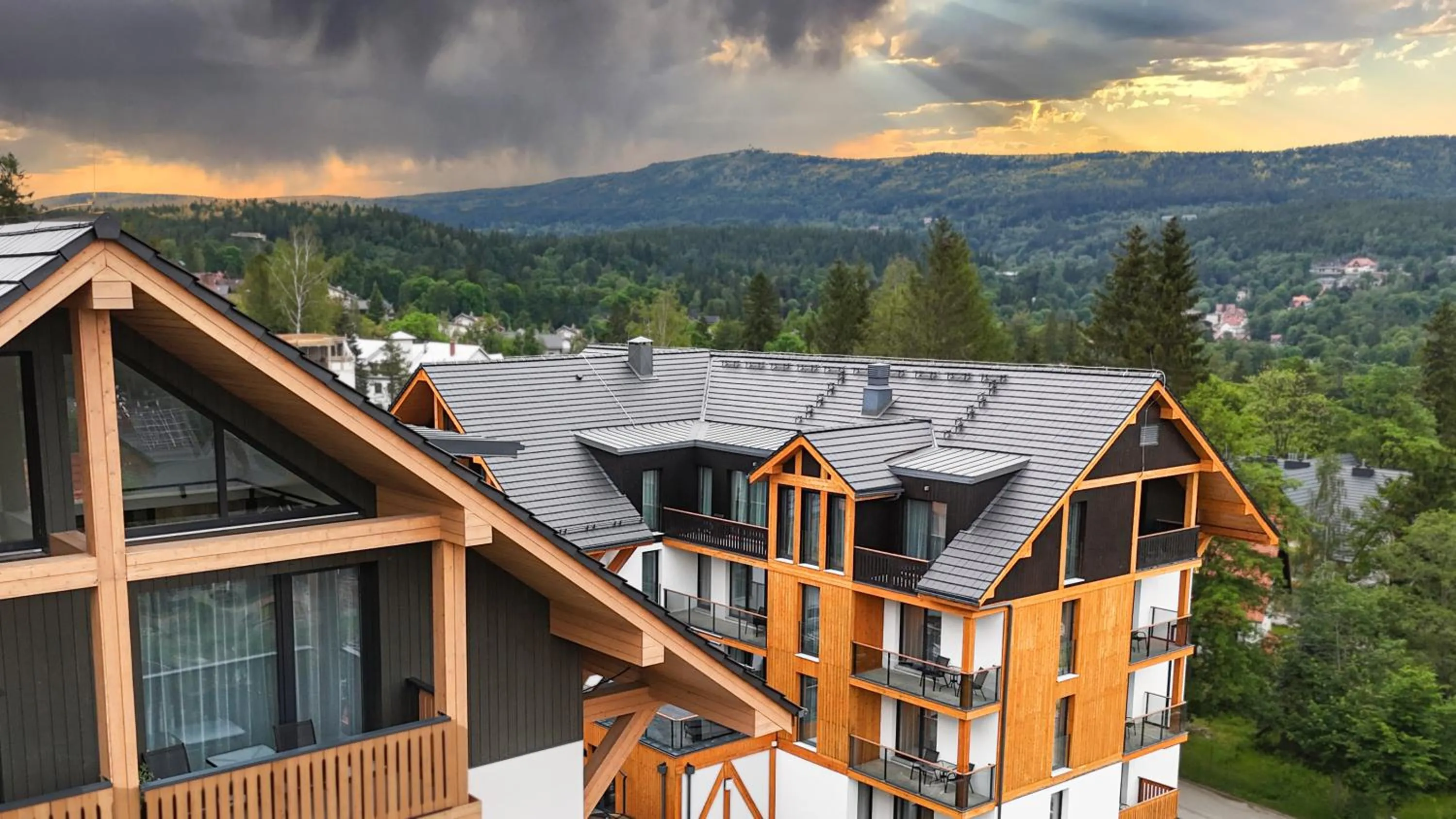Property building in Rezydencja AQUA by GRANO