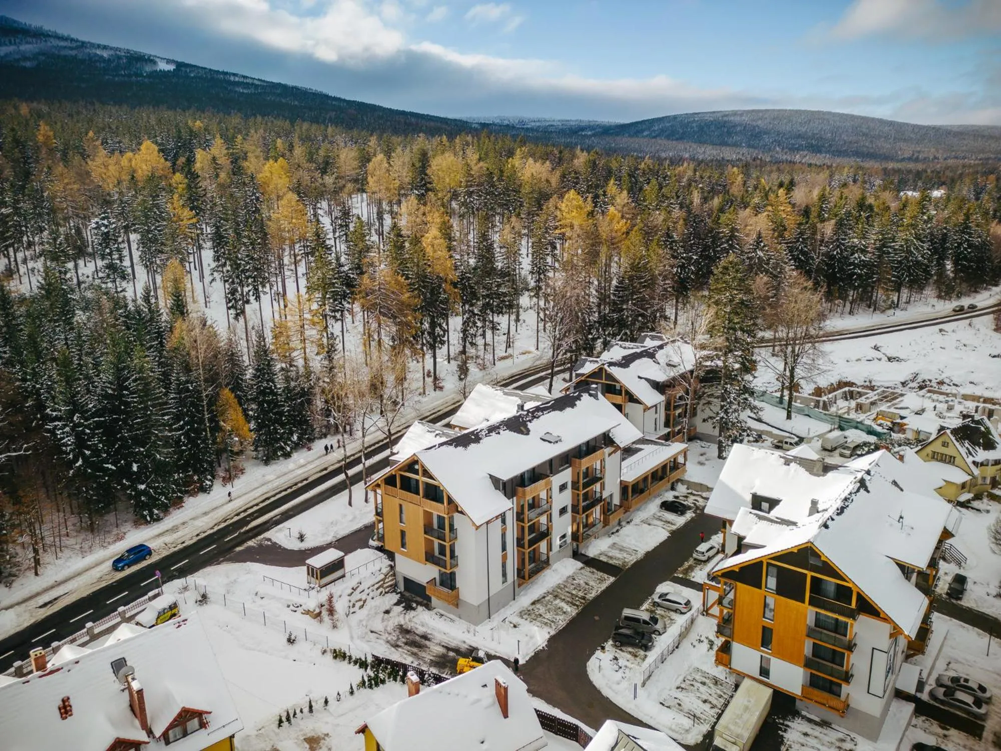 Property building in Rezydencja AQUA by GRANO
