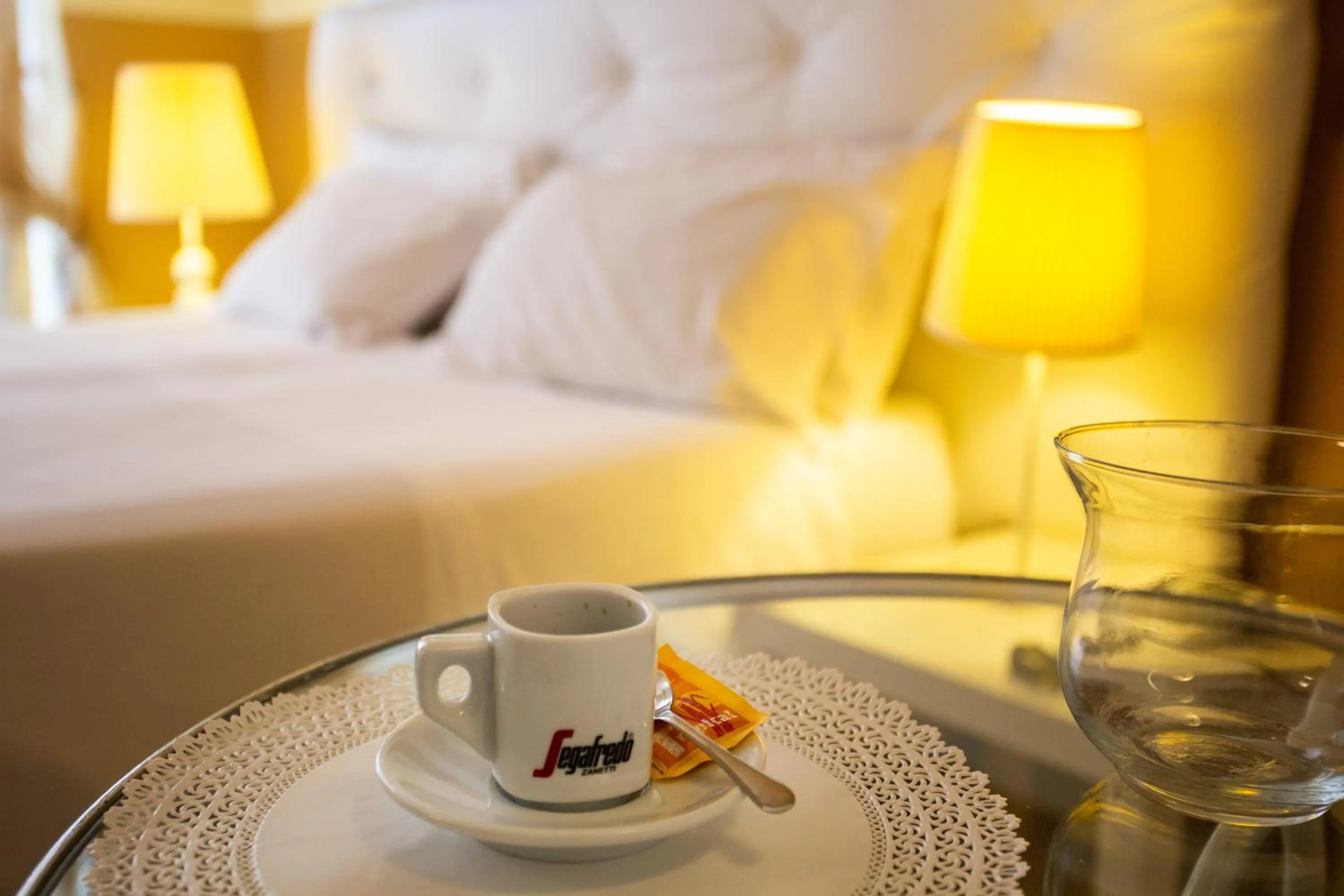 Bedroom, Bed in Hotel Posta