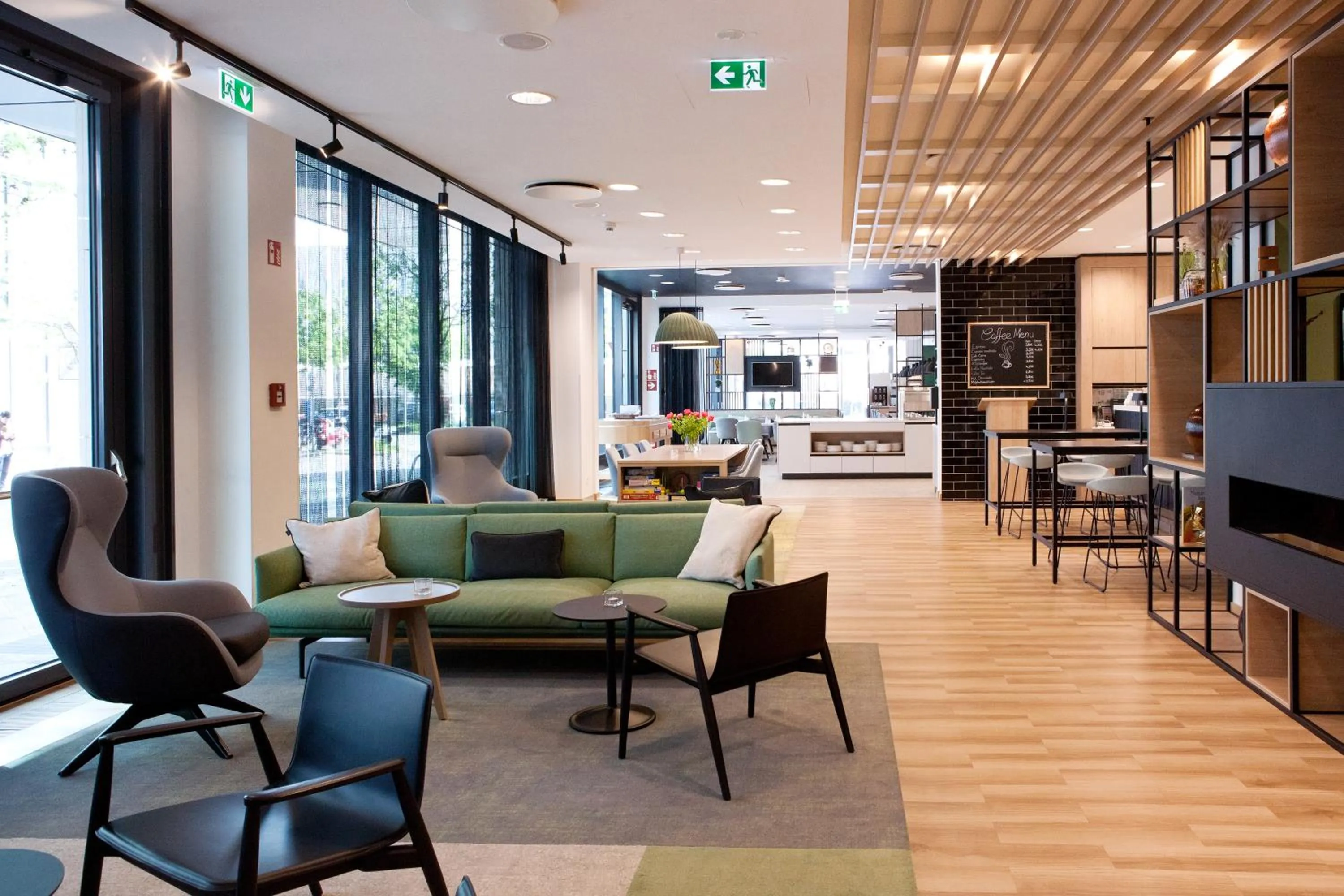 Lobby or reception in Holiday Inn Berlin City East Side by IHG