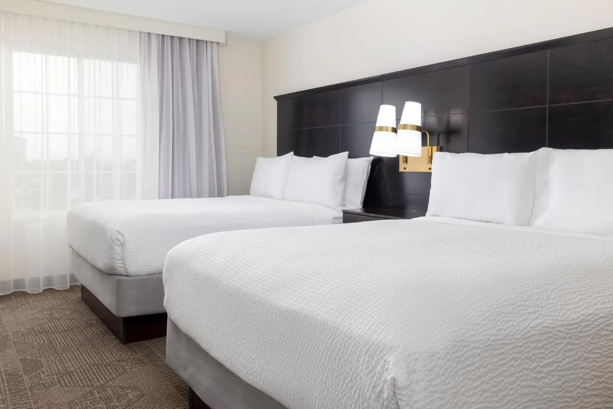 Photo of the whole room, Bed in Staybridge Suites Denver - Central Park by IHG