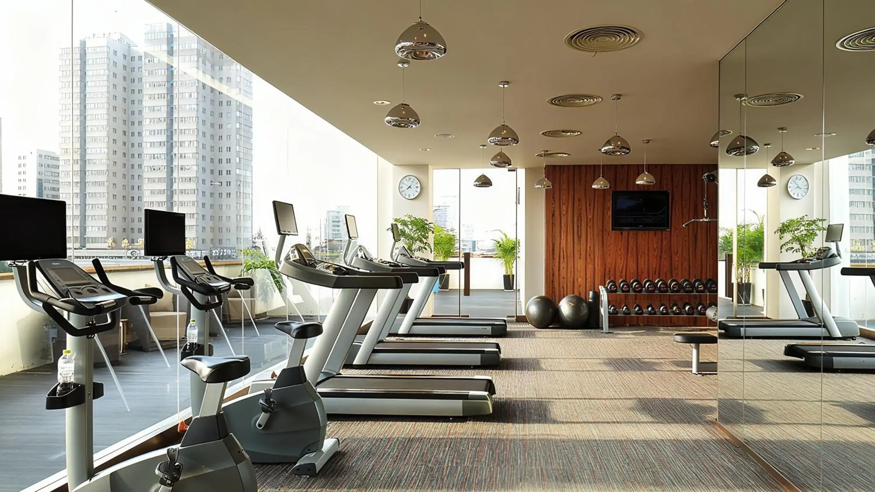Fitness centre/facilities in Crowne Plaza Kunming City Centre by IHG Fitness centre/facilities in Crowne Plaza Kunming City Centre by IHG