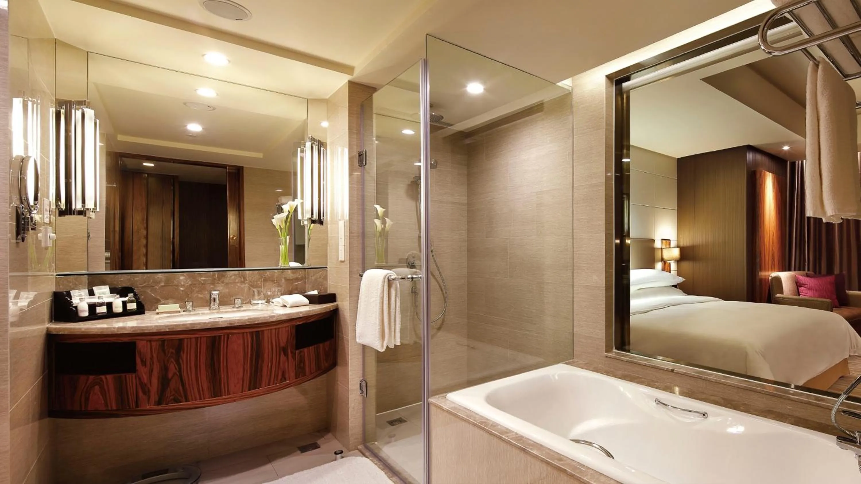 Bathroom, Bed in Crowne Plaza Kunming City Centre by IHG