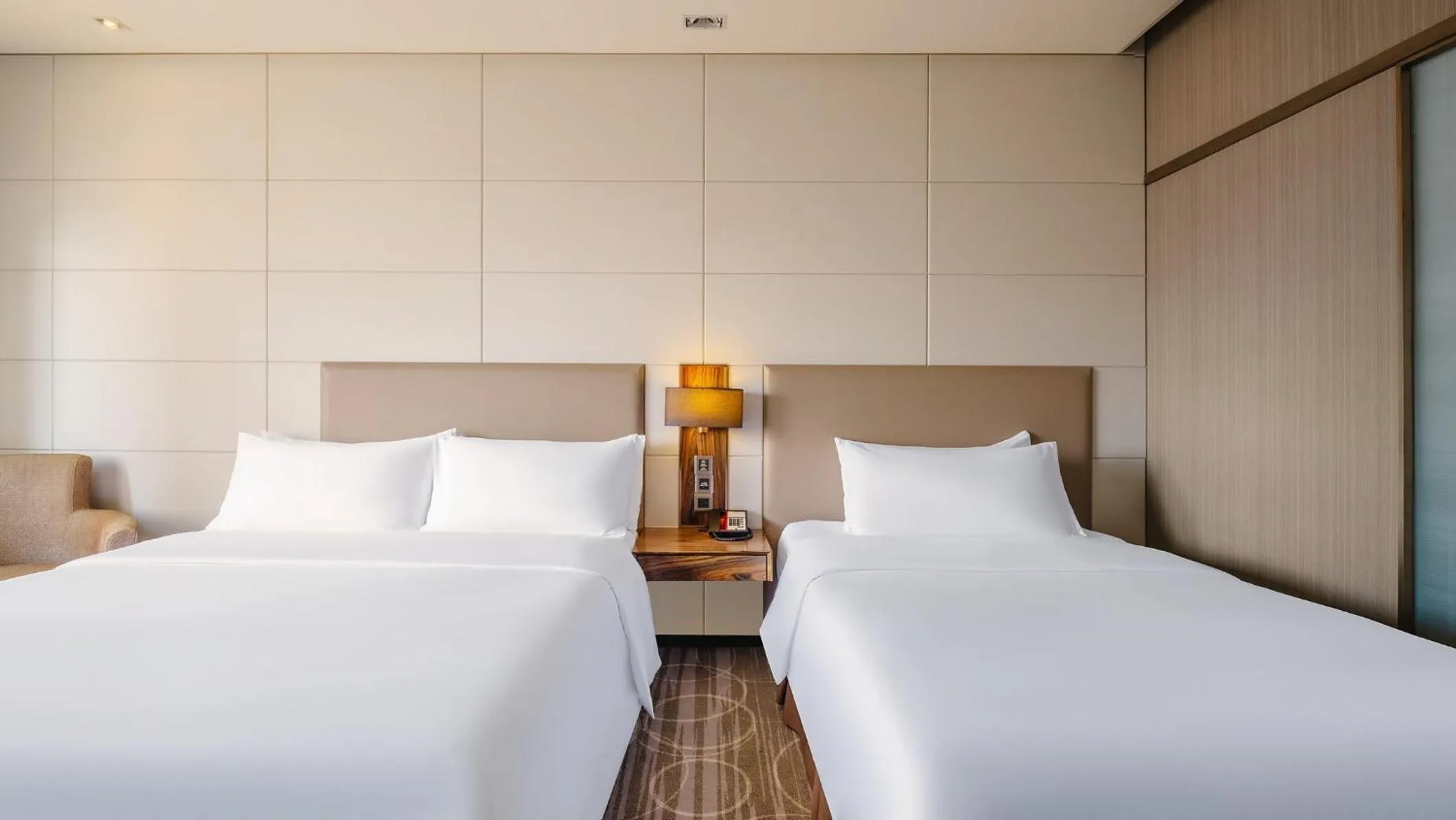 Photo of the whole room, Bed in Crowne Plaza Kunming City Centre by IHG