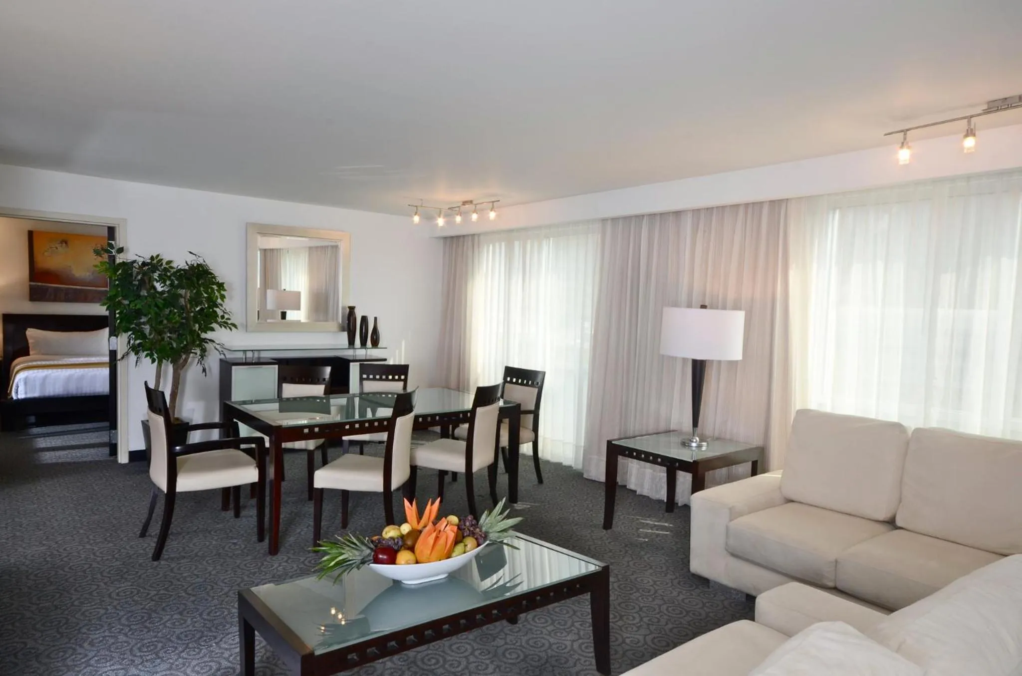 Photo of the whole room in Holiday Inn Monterrey Valle by IHG