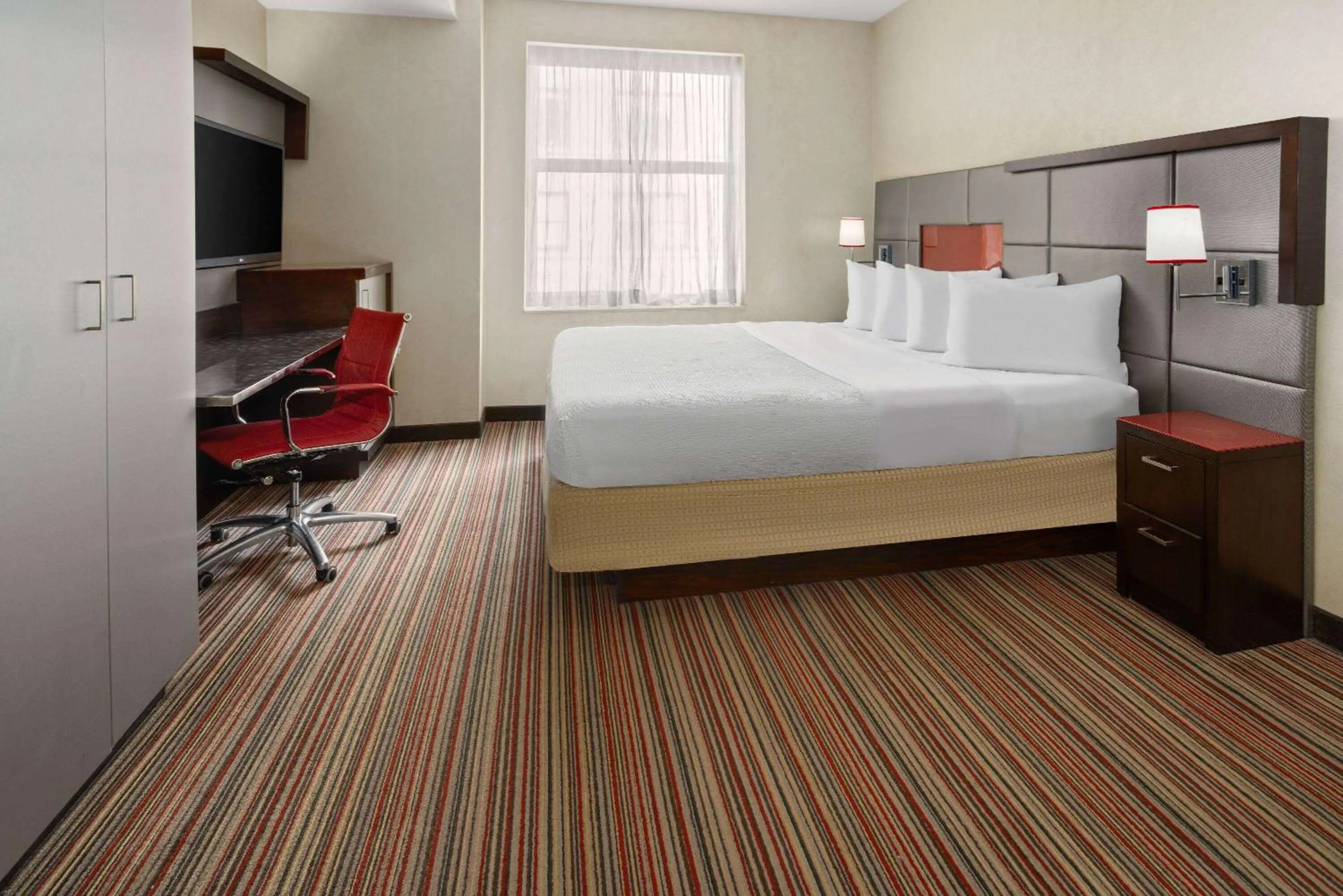 Photo of the whole room in The Herald by LuxUrban