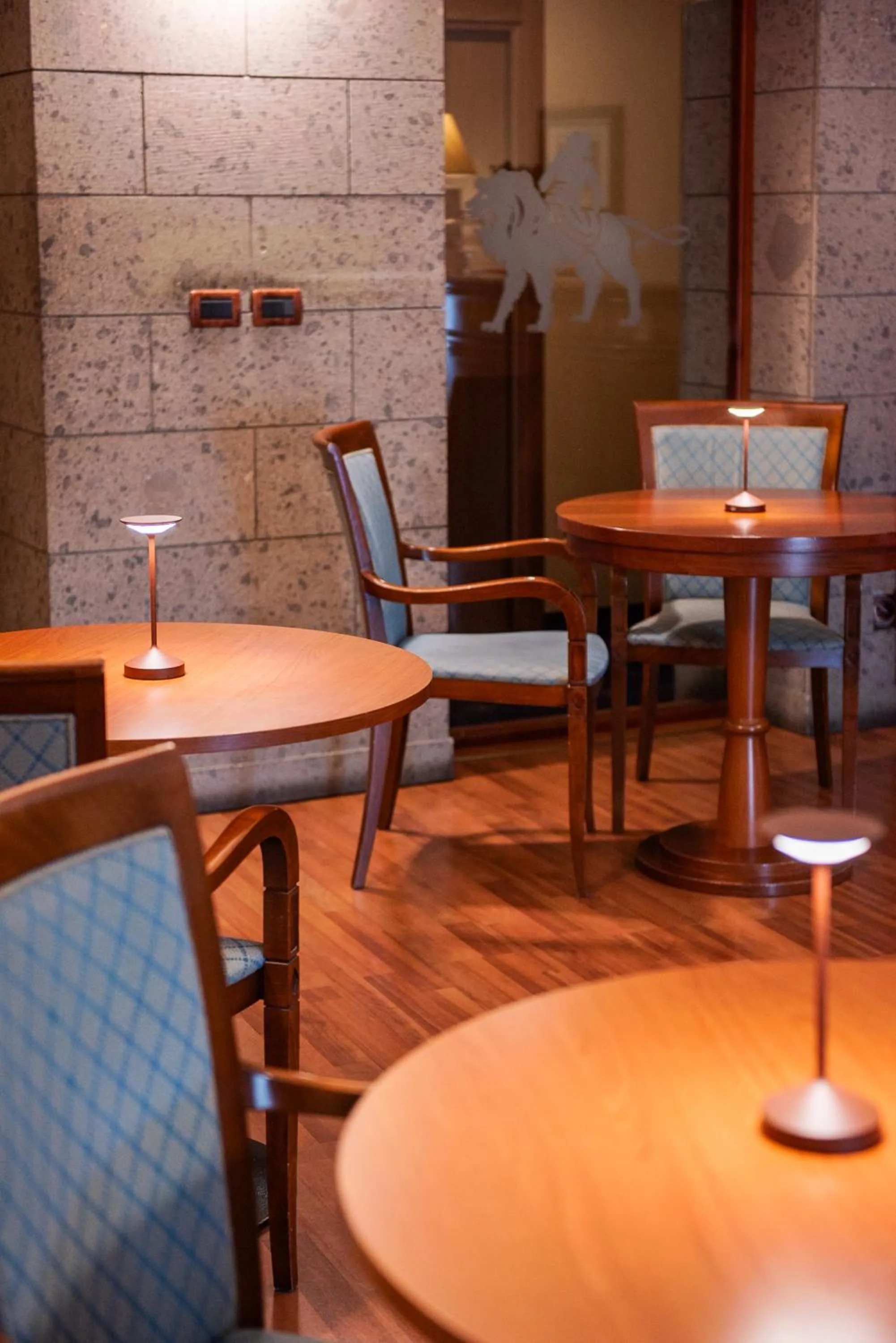 Lounge or bar in Massimo Plaza Hotel