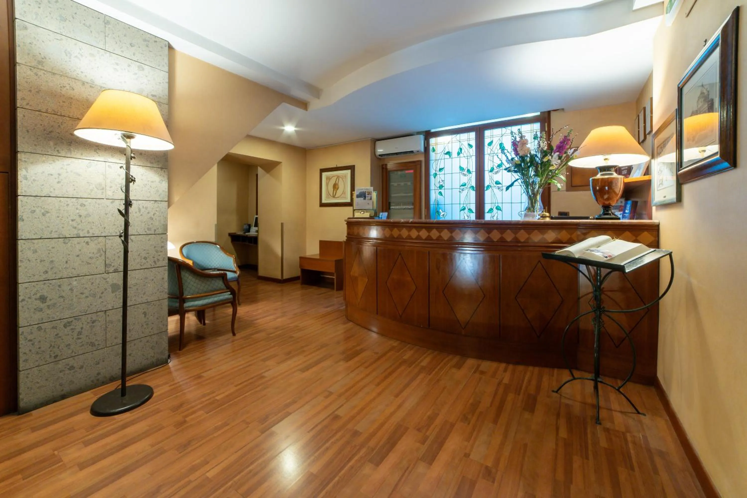 Lobby or reception in Massimo Plaza Hotel