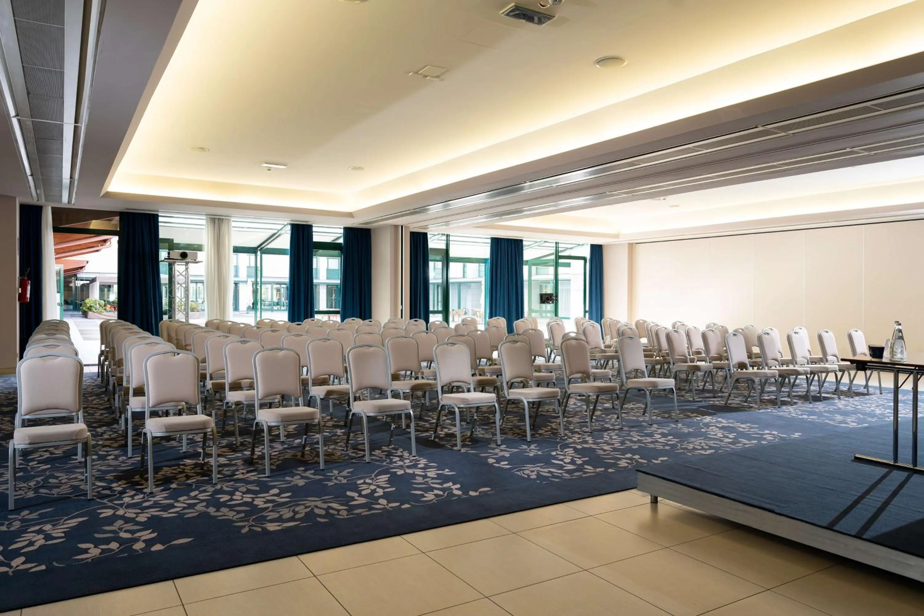 Meeting/conference room in Doubletree by Hilton Milan Malpensa Solbiate Olona