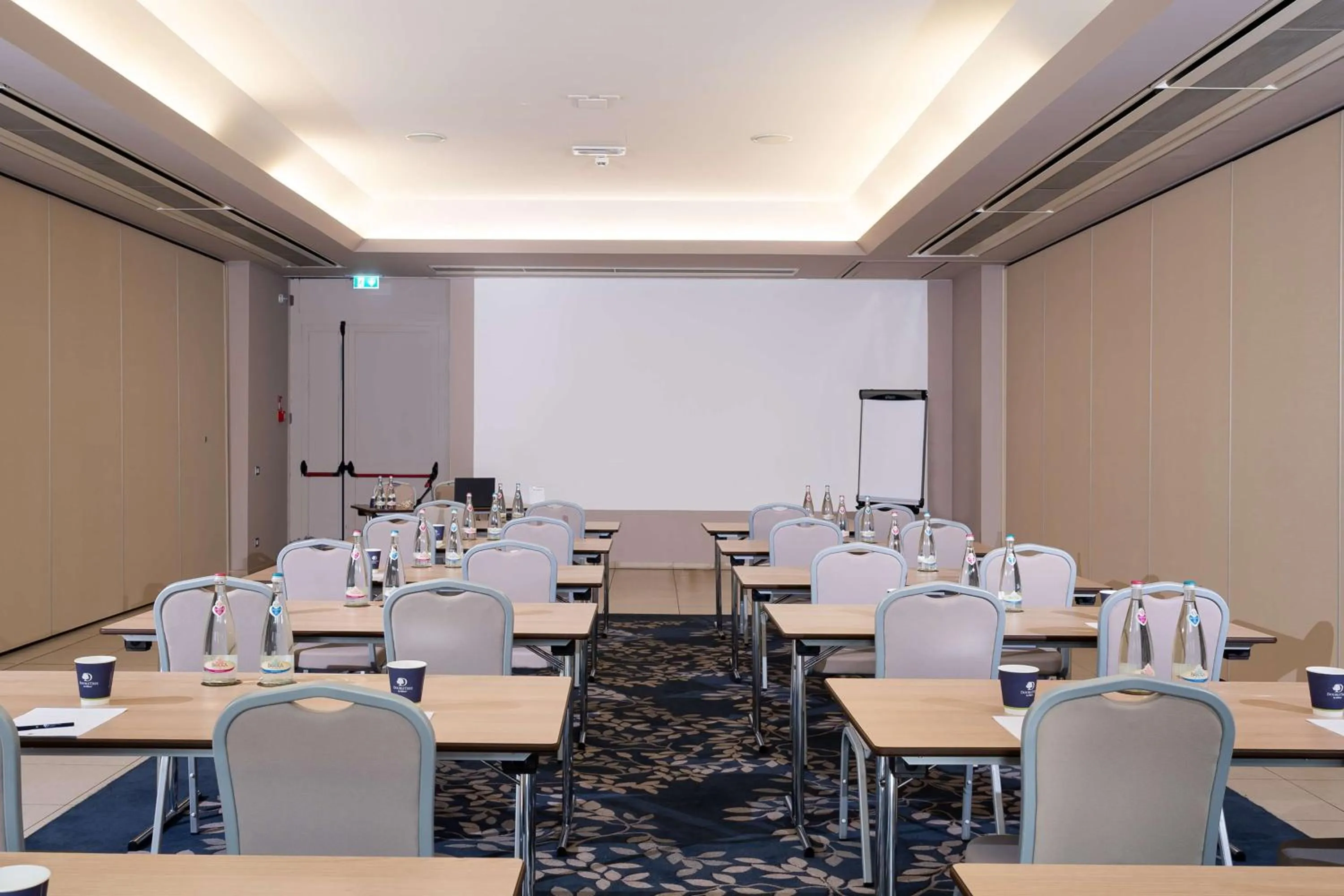 Meeting/conference room in Doubletree by Hilton Milan Malpensa Solbiate Olona