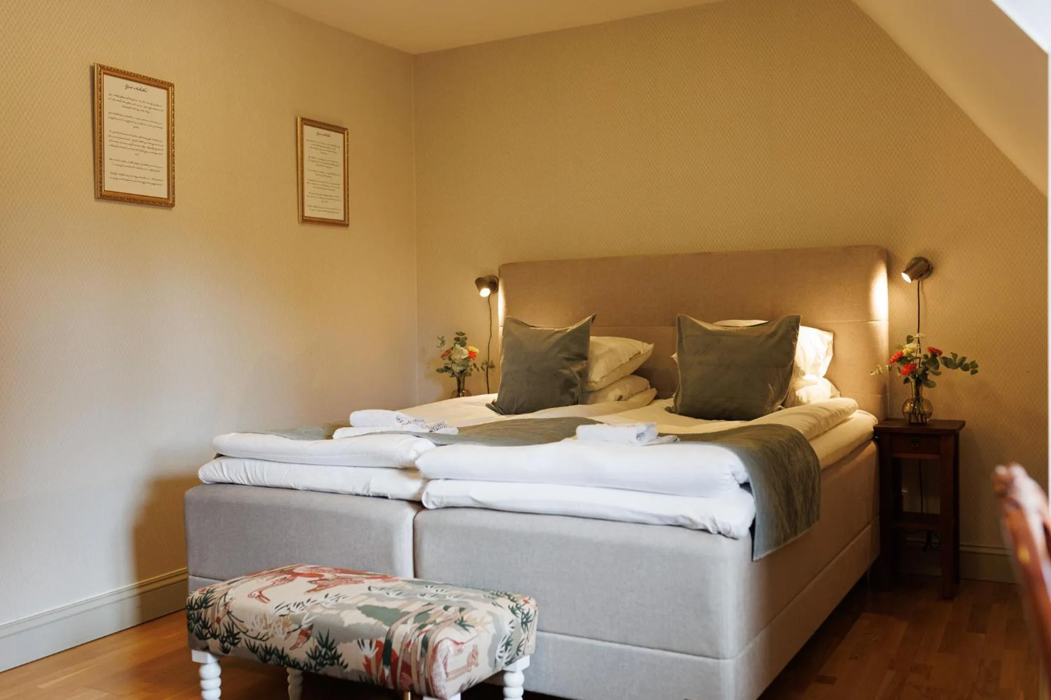 Bed in Munkedals Herrgård