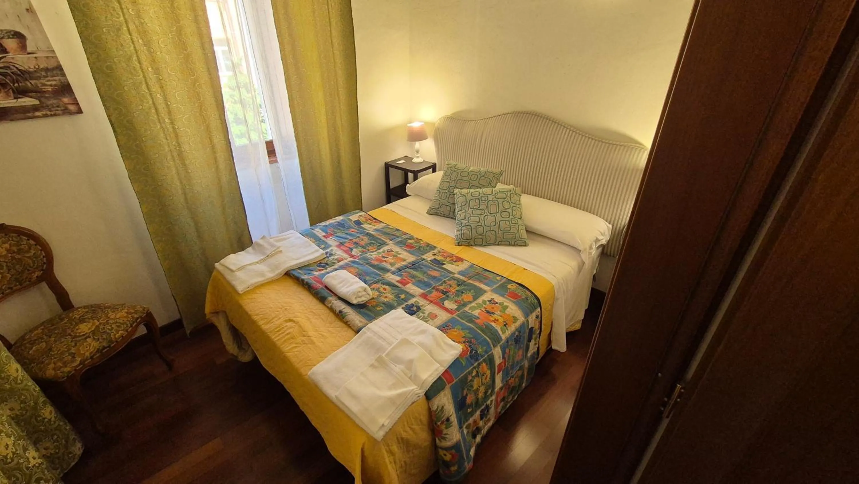Double Room with Private Bathroom in Palazzo Petrilli