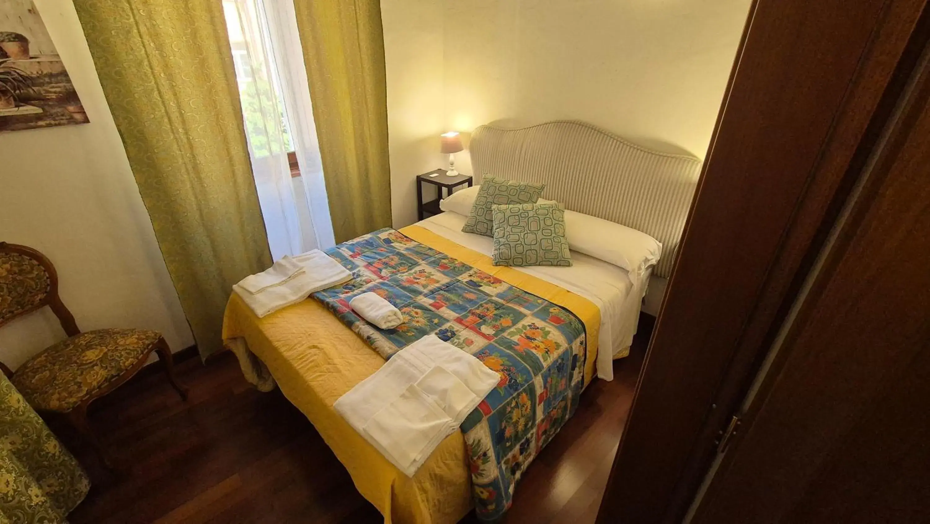 Double Room with Private Bathroom in Palazzo Petrilli Double Room with Private Bathroom in Palazzo Petrilli