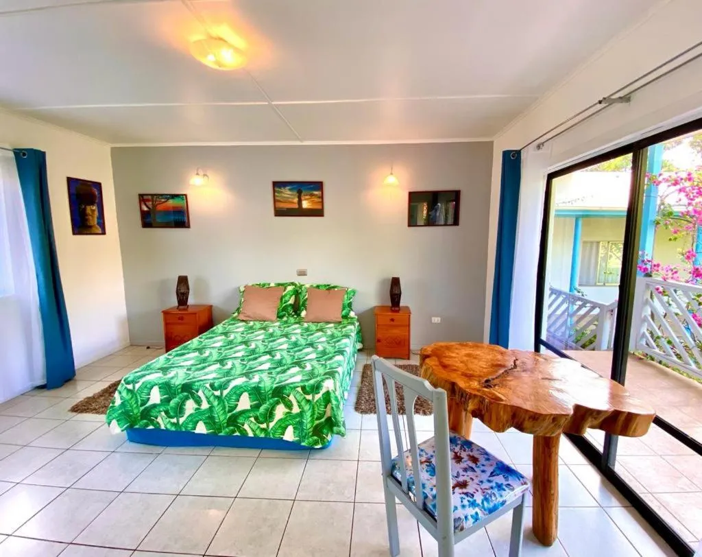 Photo of the whole room, Bed in Kahina Lodge