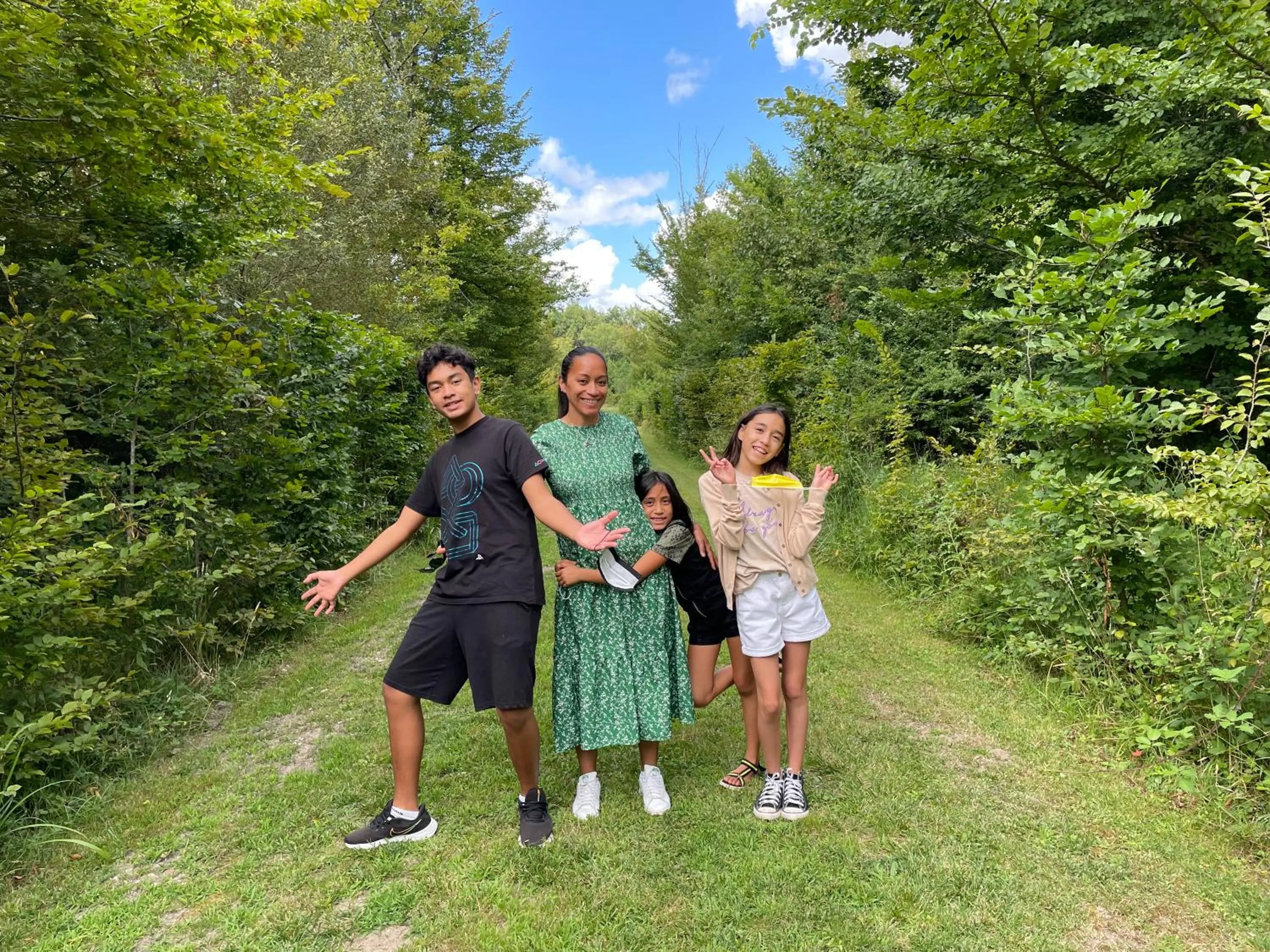 Family in Kahina Lodge